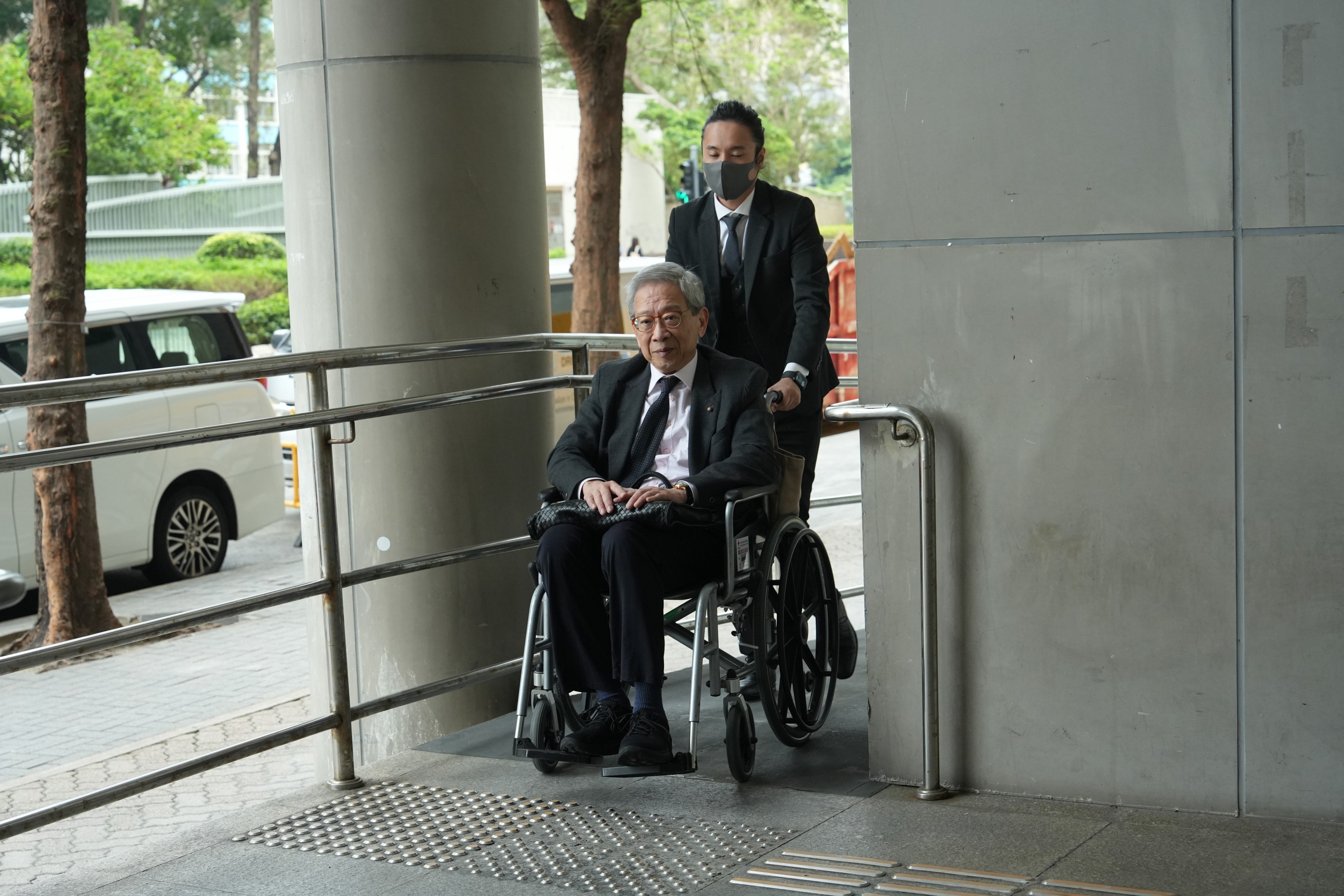 Veteran lawyer Alan Hoo arrives at court on Monday. Photo: Sun Yeung