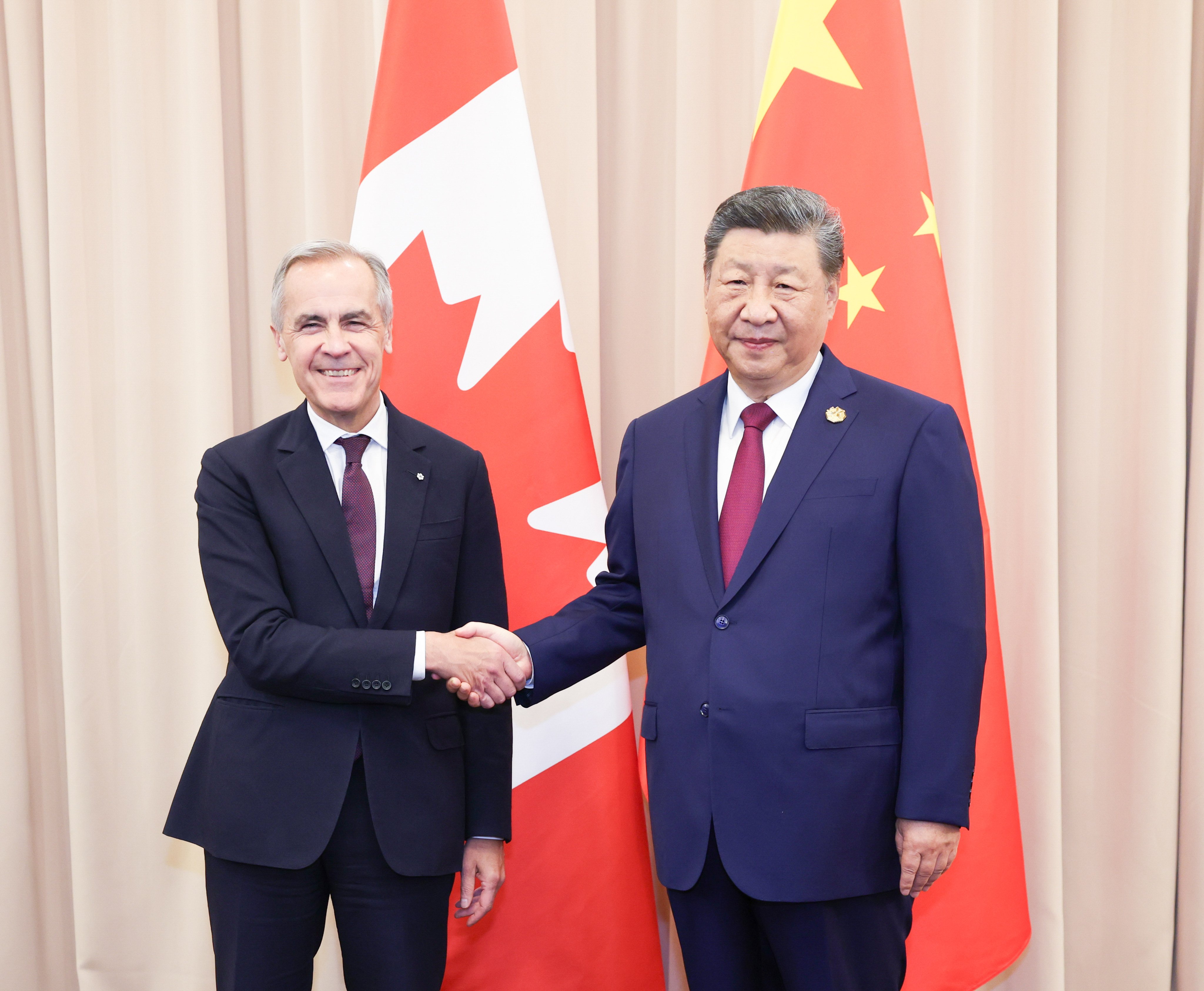 Canadian Prime Minister Mark Carney shakes hands with Chinese President Xi Jinping at the start of a meeting in Gyeongju on Friday. Both sides hailed the meeting as a turning point in what has been a fractious relationship. Photo: Xinhua