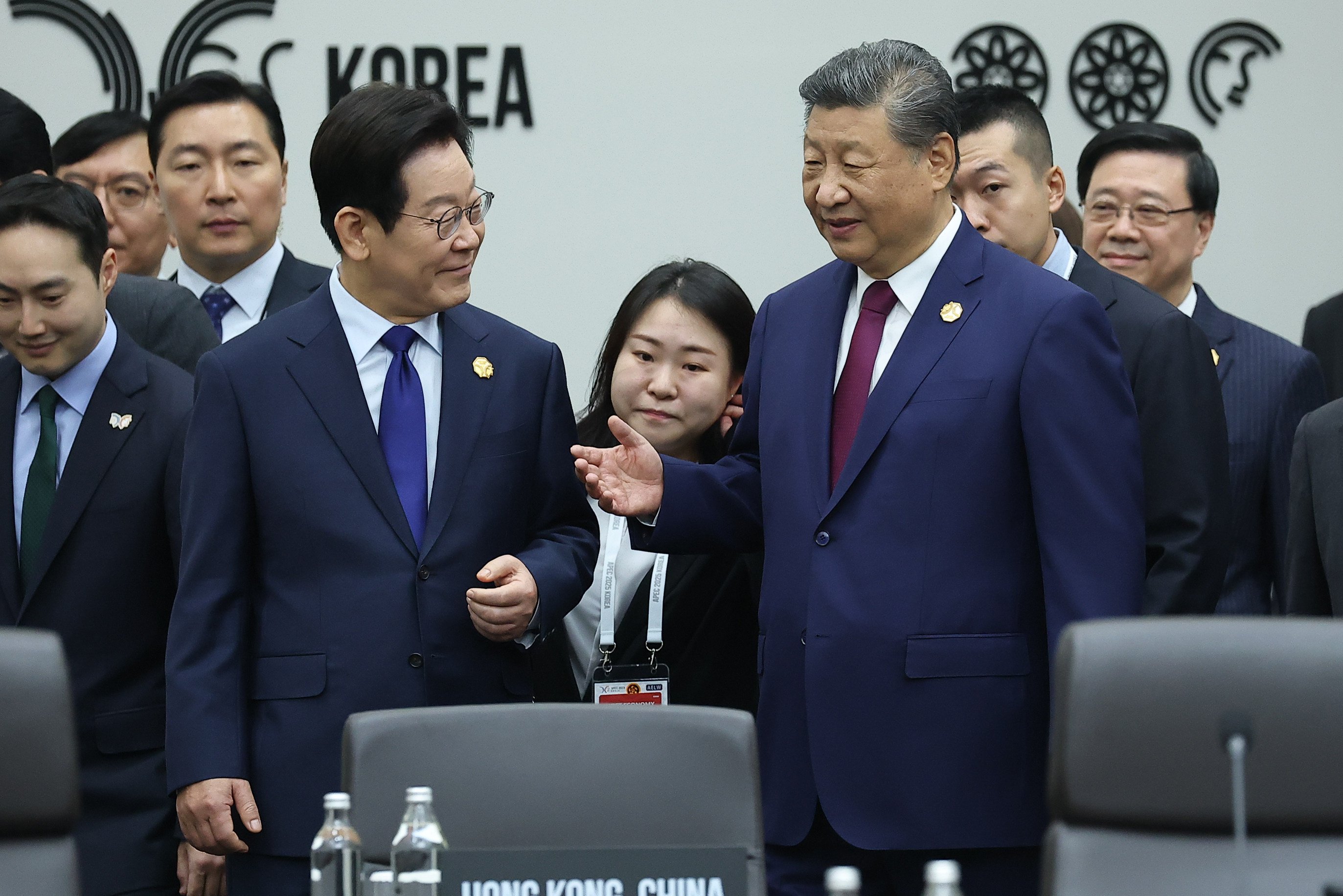 South Korean President Lee Jae-myung and Chinese President Xi Jinping. Photo: Yonhap via AP