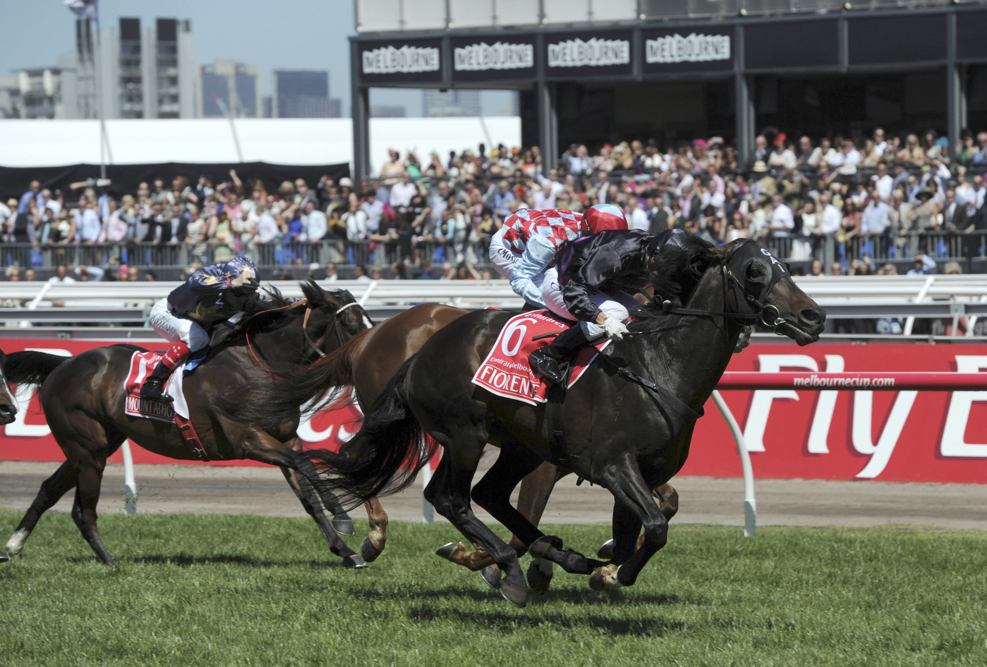 Fiorente (6) was the last favourite to win the Melbourne Cup, back in 2013. Photo: AP