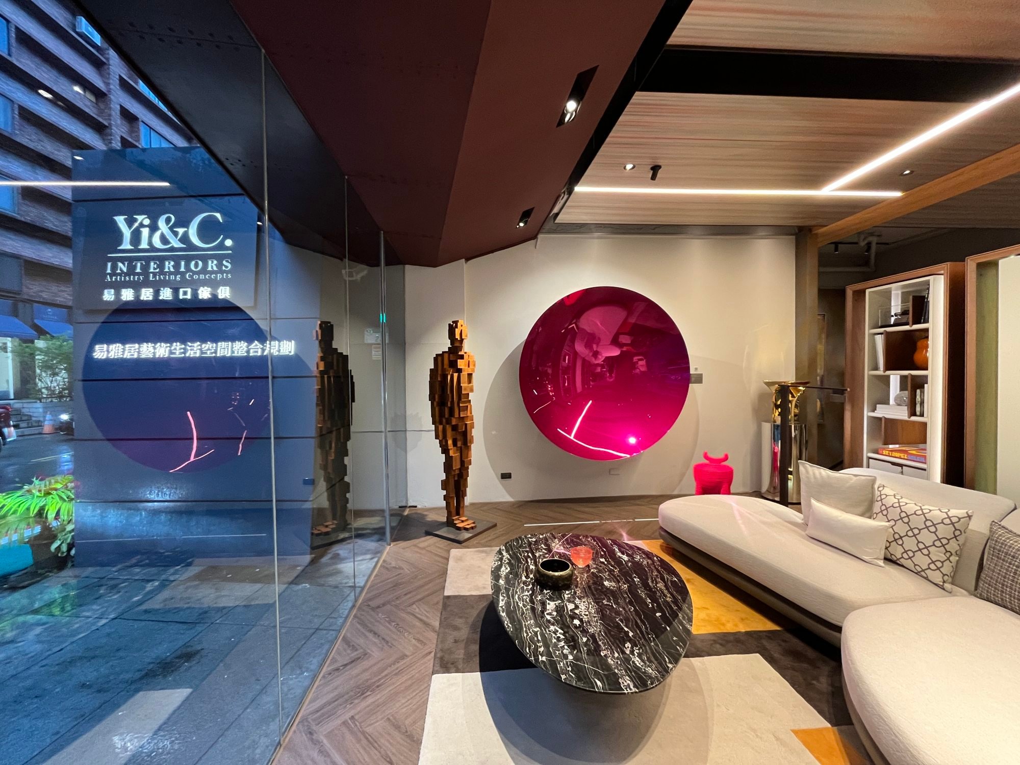 Works by Antony Gormley and Anish Kapoor by the entrance to Yi&C Interiors, a Taipei furniture and design shop, as part of the exhibition A Collector's Eye. Photo: Enid Tsui