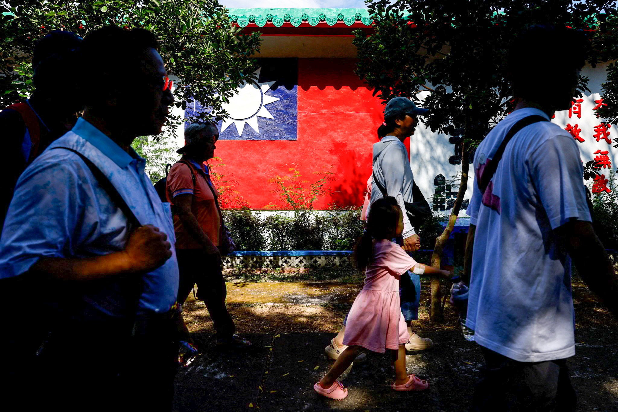 Taiwan’s interior ministry and immigration agency have stepped up checks to track Taiwanese found to have registered as mainland residents or obtained mainland Chinese passports or identity cards in a move authorities said was essential to safeguard security. Photo: Reuters