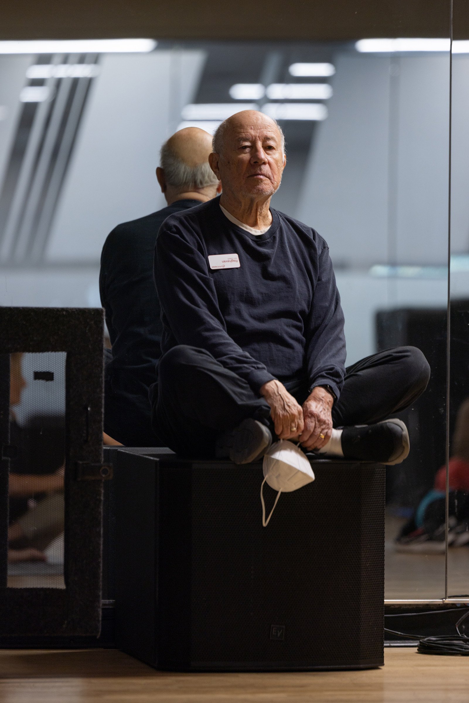 Salomon Delgado watches over his yoga class at a 24 Hour Fitness gym in Santa Monica, California. Delgado, a 93-year-old yoga instructor, reveals his secrets for healthy ageing. Photo: TNS