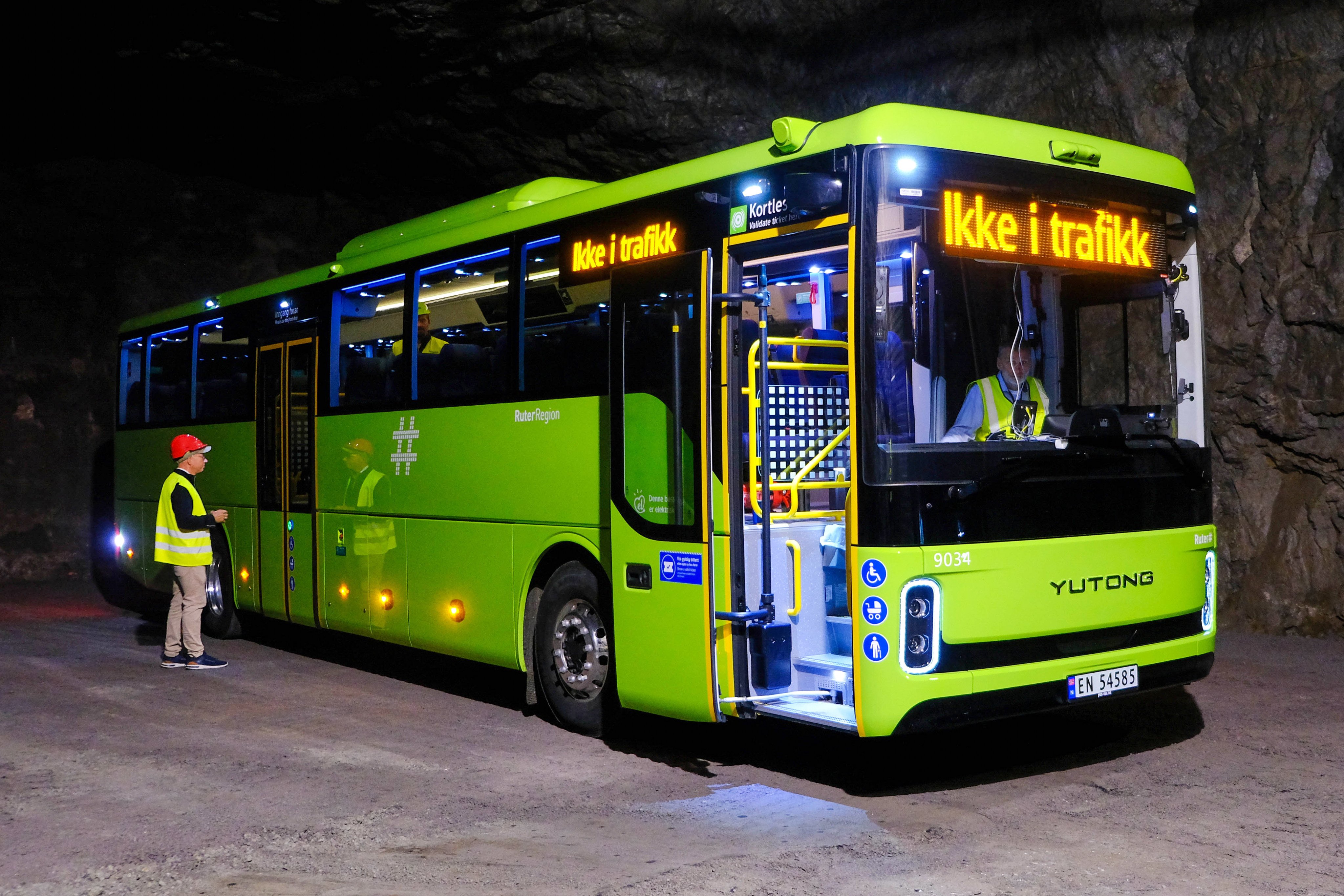 A Yutong bus, owned by public transport operator Ruter, is seen during a test of the vehicle’s communication system in Sandvika, Norway, in August. Photo: Ruter AS via AP