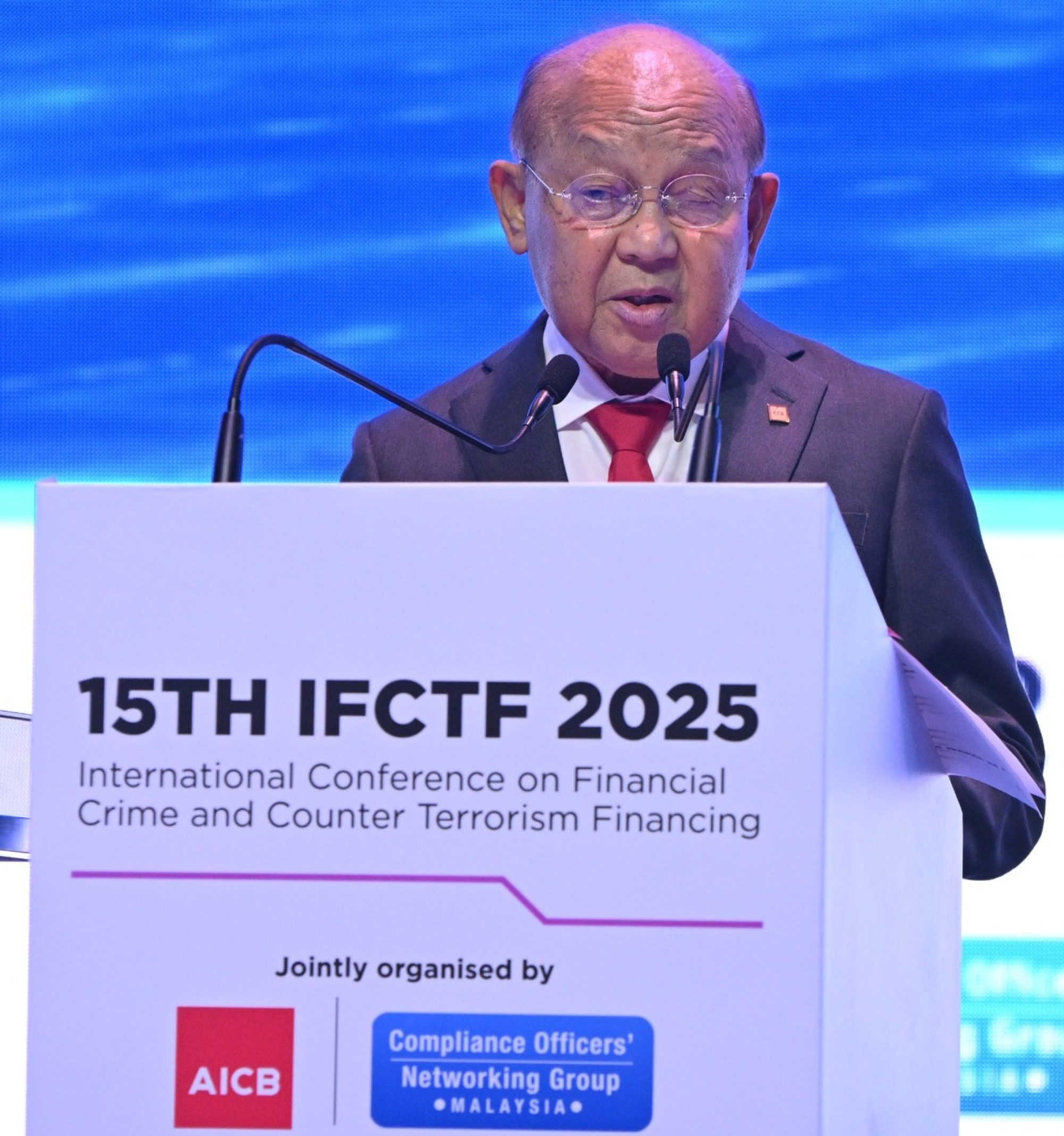 AICB Chairman Azman Hashim speaks at the opening of the association’s annual conference on Wednesday. Photo: Facebook/Asian Institute of Chartered Bankers AICB Chairman Azman Hashim speaks at the opening of the association’s annual conference on Wednesday. Photo: Facebook/Asian Institute of Chartered Bankers