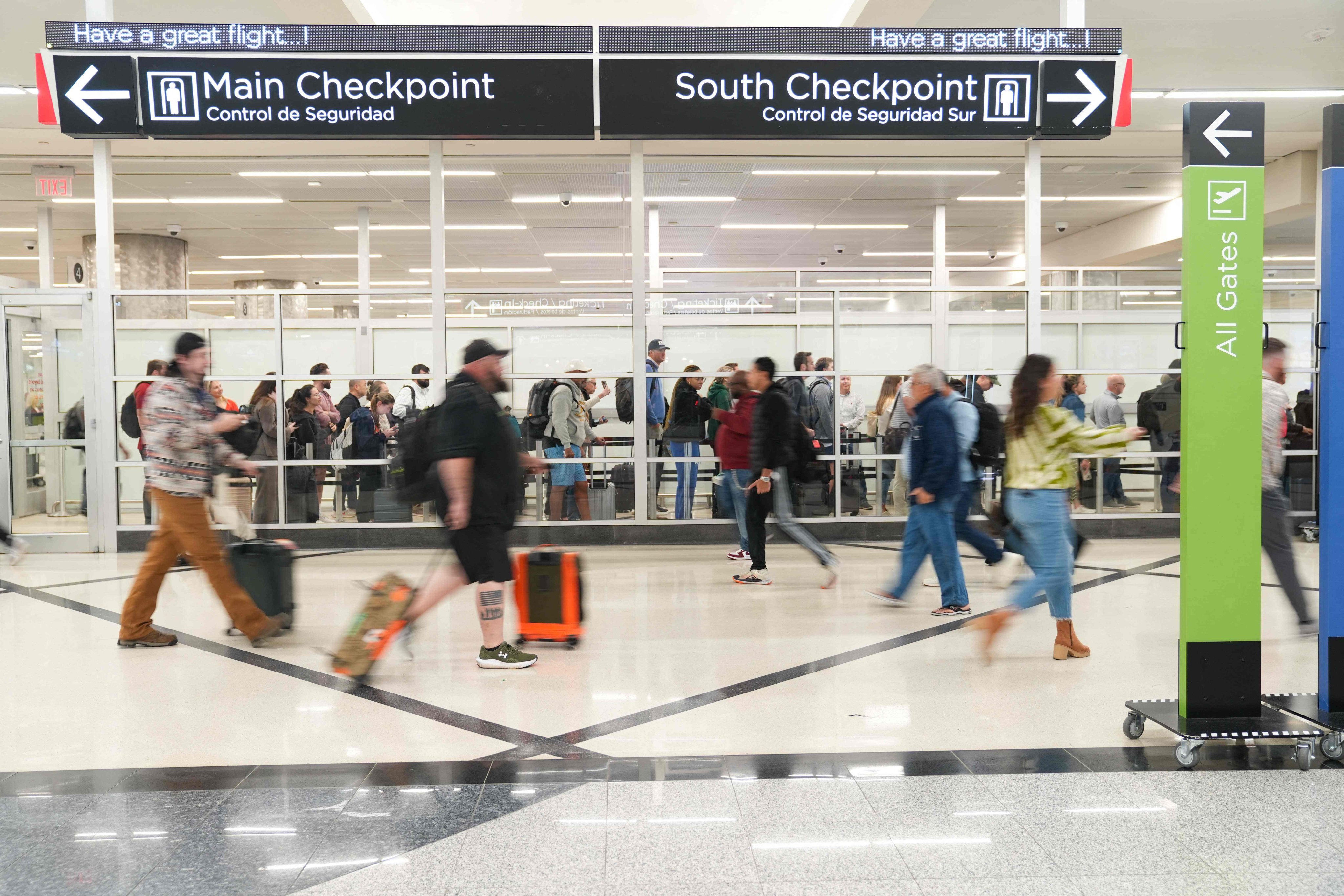 People travel through Hartsfield-Jackson Atlanta International Airport on Friday, which marks day 38 of the government shutdown. Photo: Getty Images/AFP