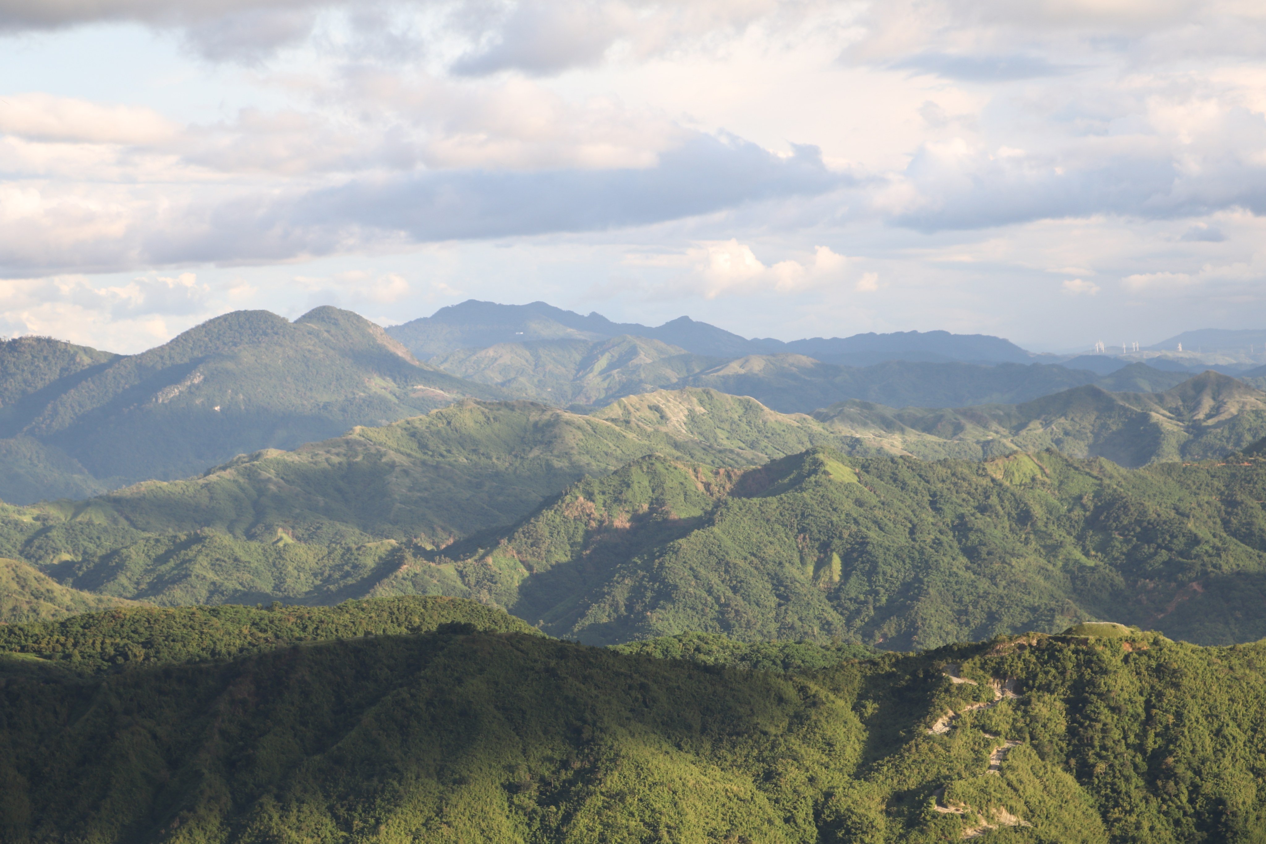 Scientists and environmentalists say the Sierra Madre mountain range helps to lessen the impact of typhoons on the Philippines. Photo: Shutterstock