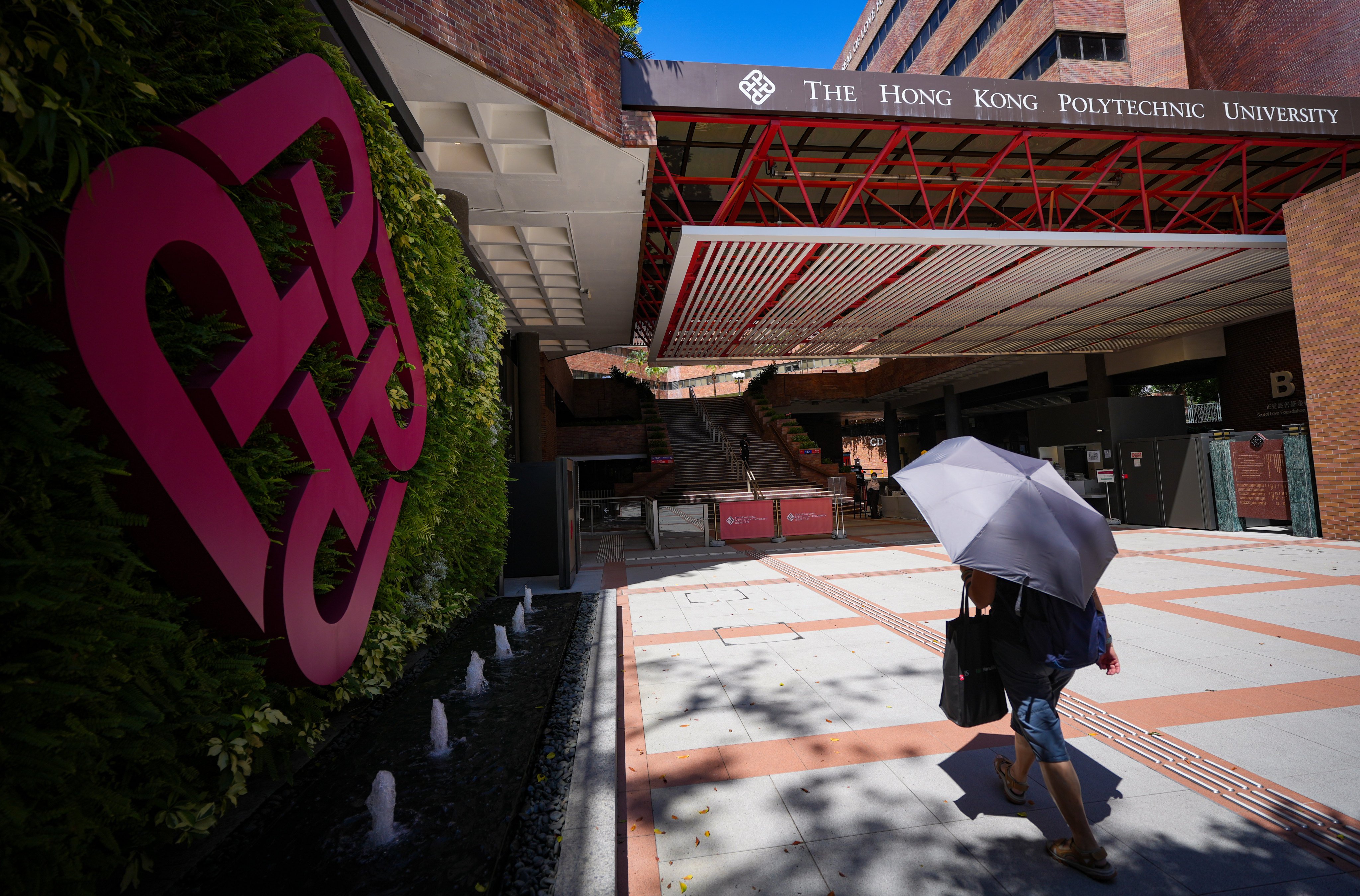 A finance postgraduate in Hong Kong has lost more than HK$1 million (US$128,652) in a phone scam, the Post has learned. Photo: Sun Yeung