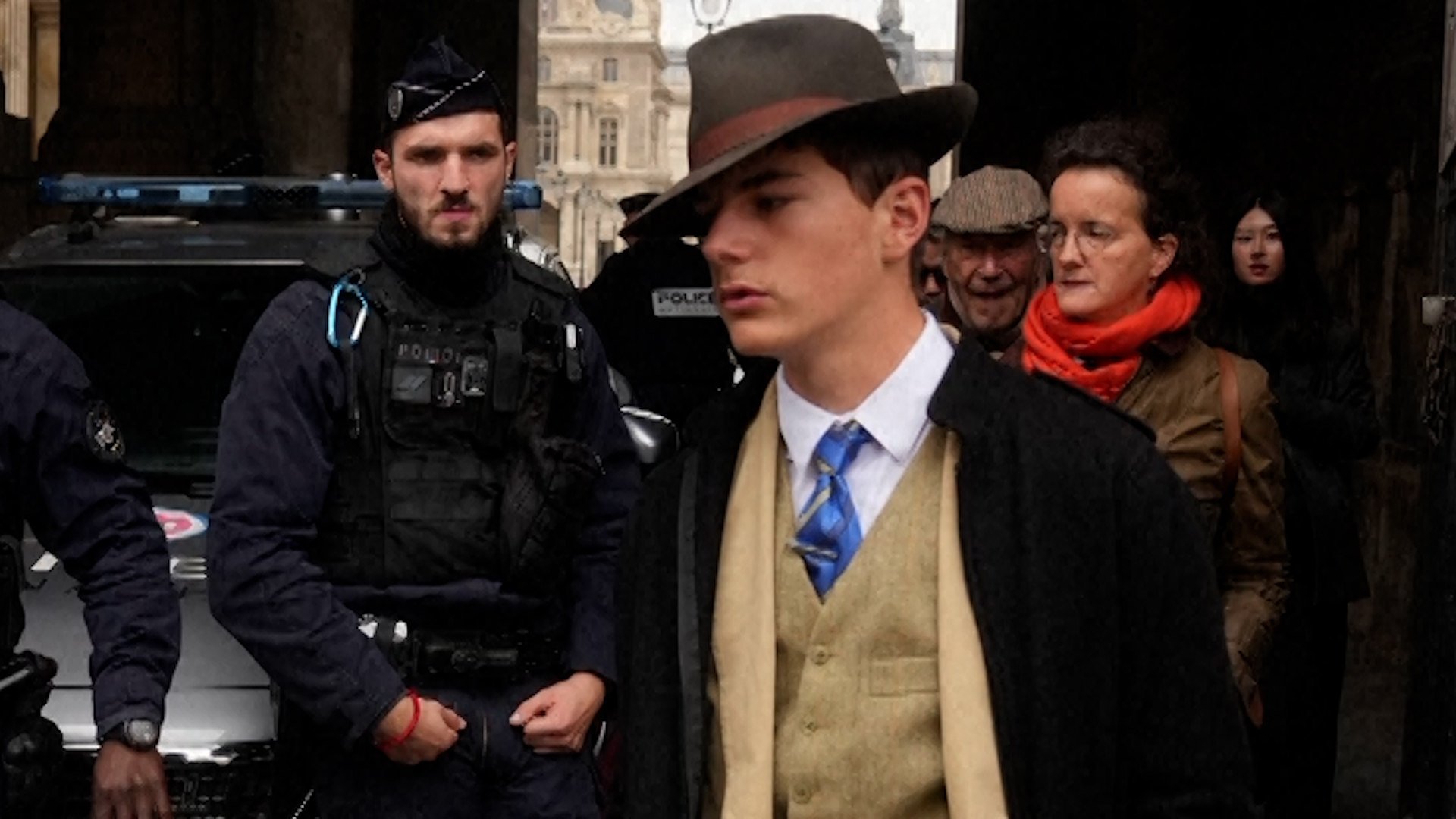 Mystery ‘Fedora Man’ in Louvre heist solved