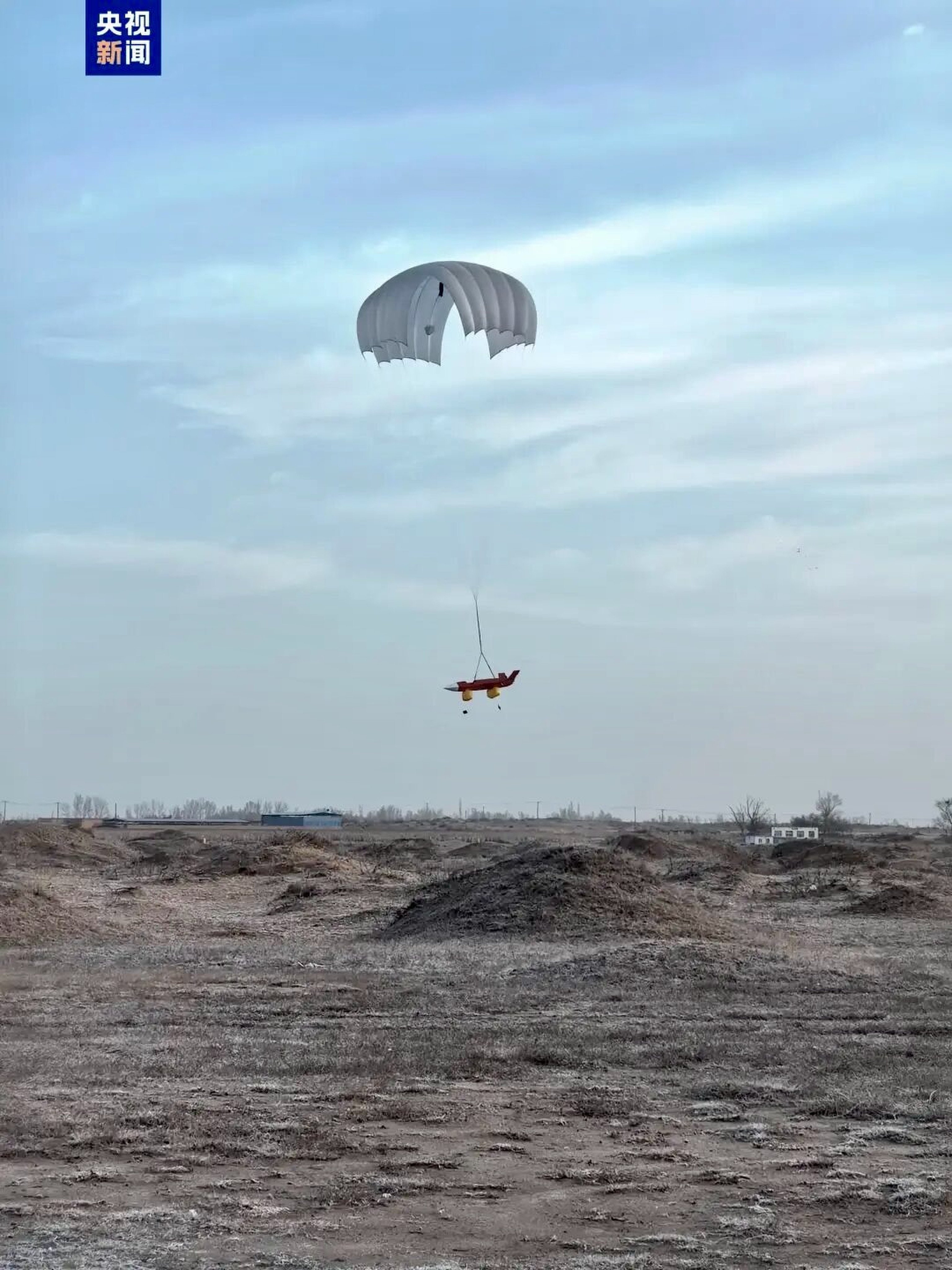 Test flight sees engine carry a small target drone to 6 km altitude and reach about three-quarters the speed of sound, according to state broadcaster CCTV. The drone was recovered using a parachute. Photo: CCTV