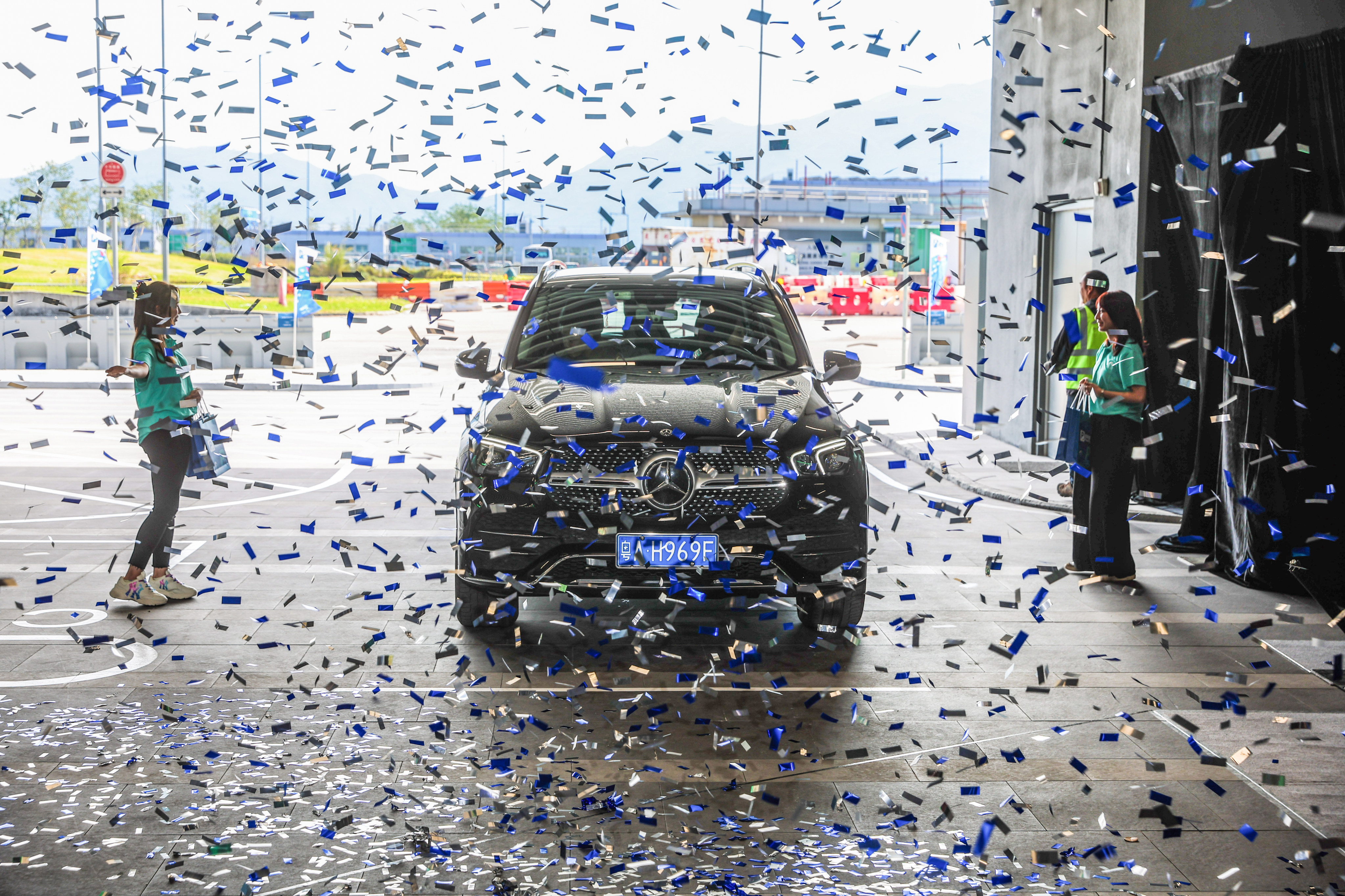 The first car arrives at Hong Kong airport’s Park and Fly facility. Photo: Edmond So