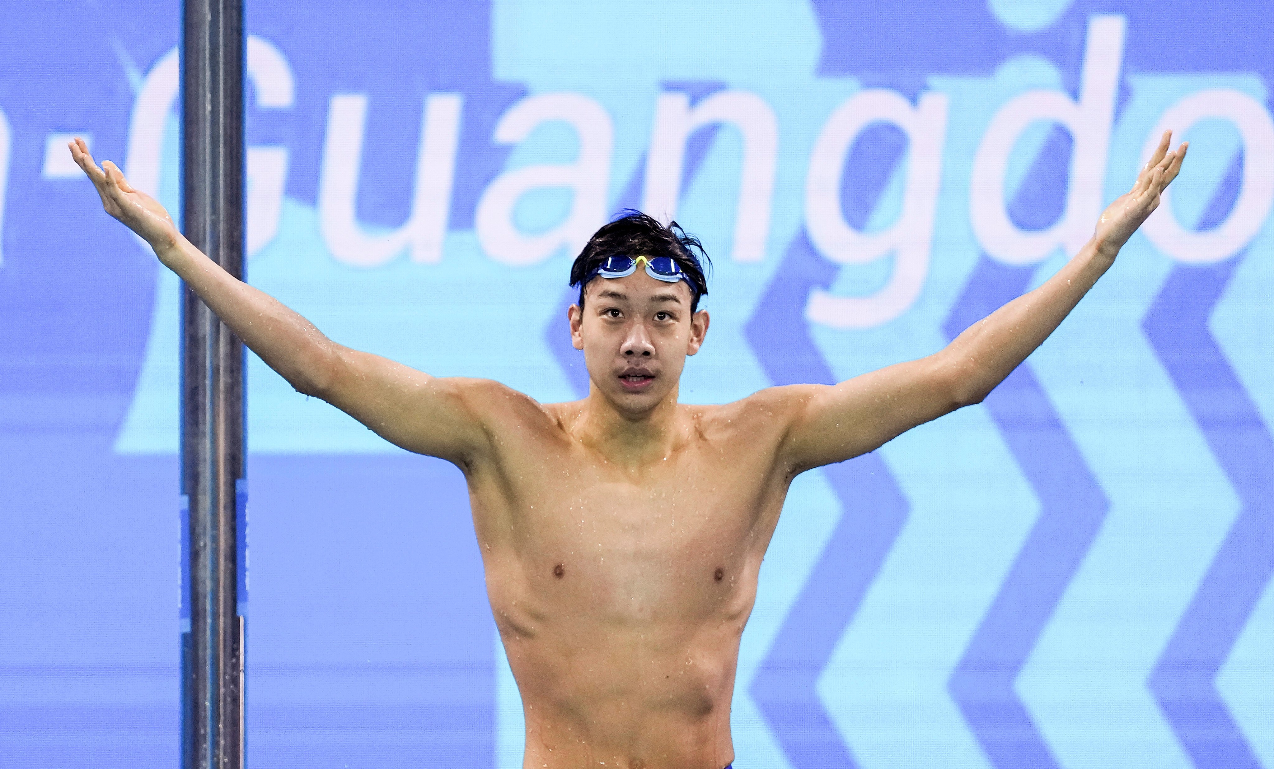 Zhang Zhanshuo of Shandong celebrates after winning the 200m freestyle final at China’s 15th National Games in Shenzhen on Wednesday. Photo: Xinhua
