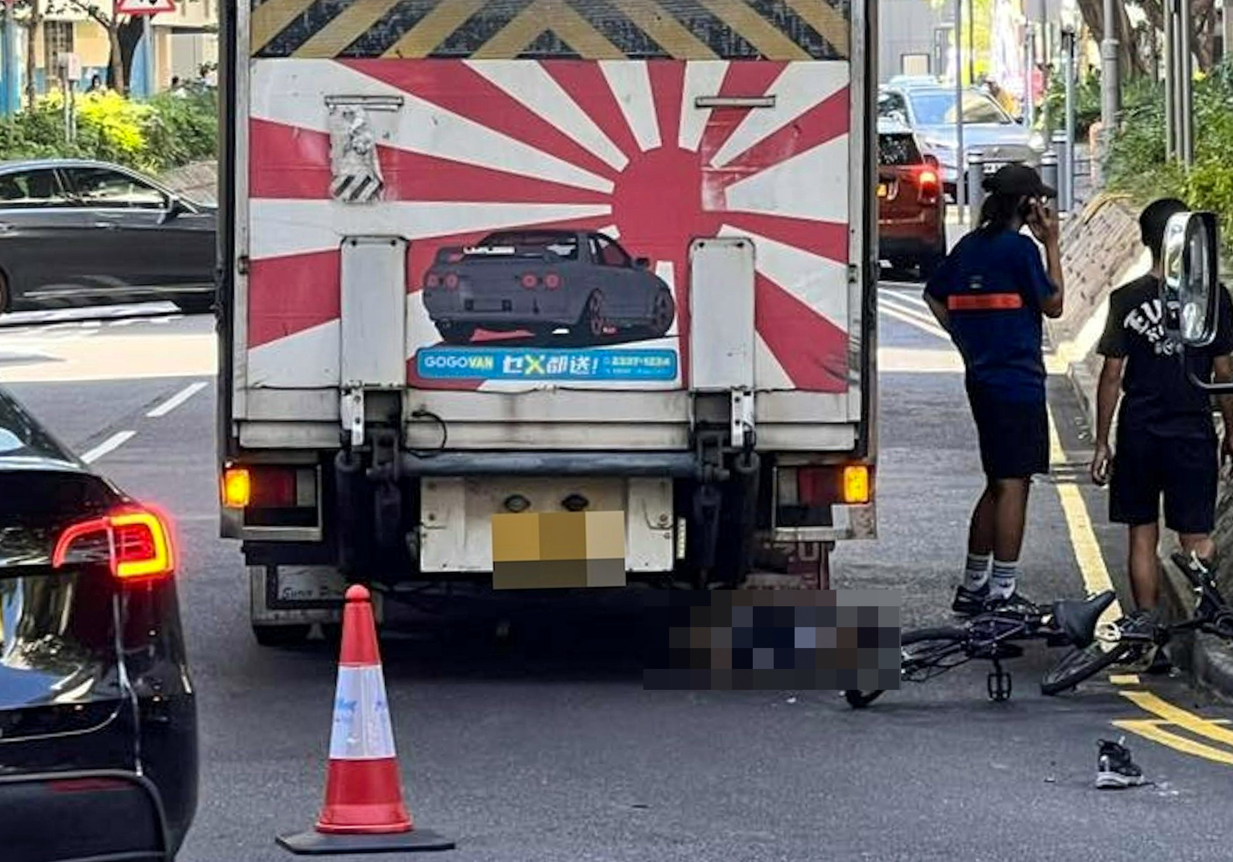 The cyclist was rushed to Alice Ho Miu Ling Nethersole Hospital in Tai Po, but was pronounced dead at 2.20pm. Photo: Handout