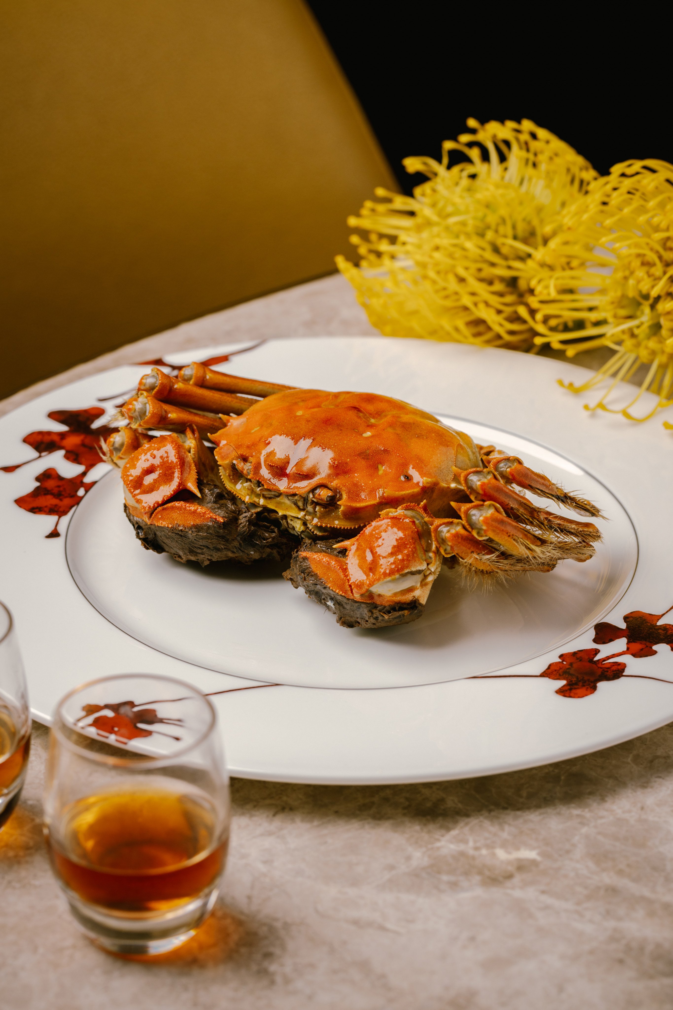 Steamed hairy crab at Ying Jee Club. The two-Michelin-star Hong Kong restaurant’s head chef, Cheung Kin-ming, is among those who help us understand the differences between female and male hairy crabs, and which might be best for first-timers. Photo: Ying Jee Club