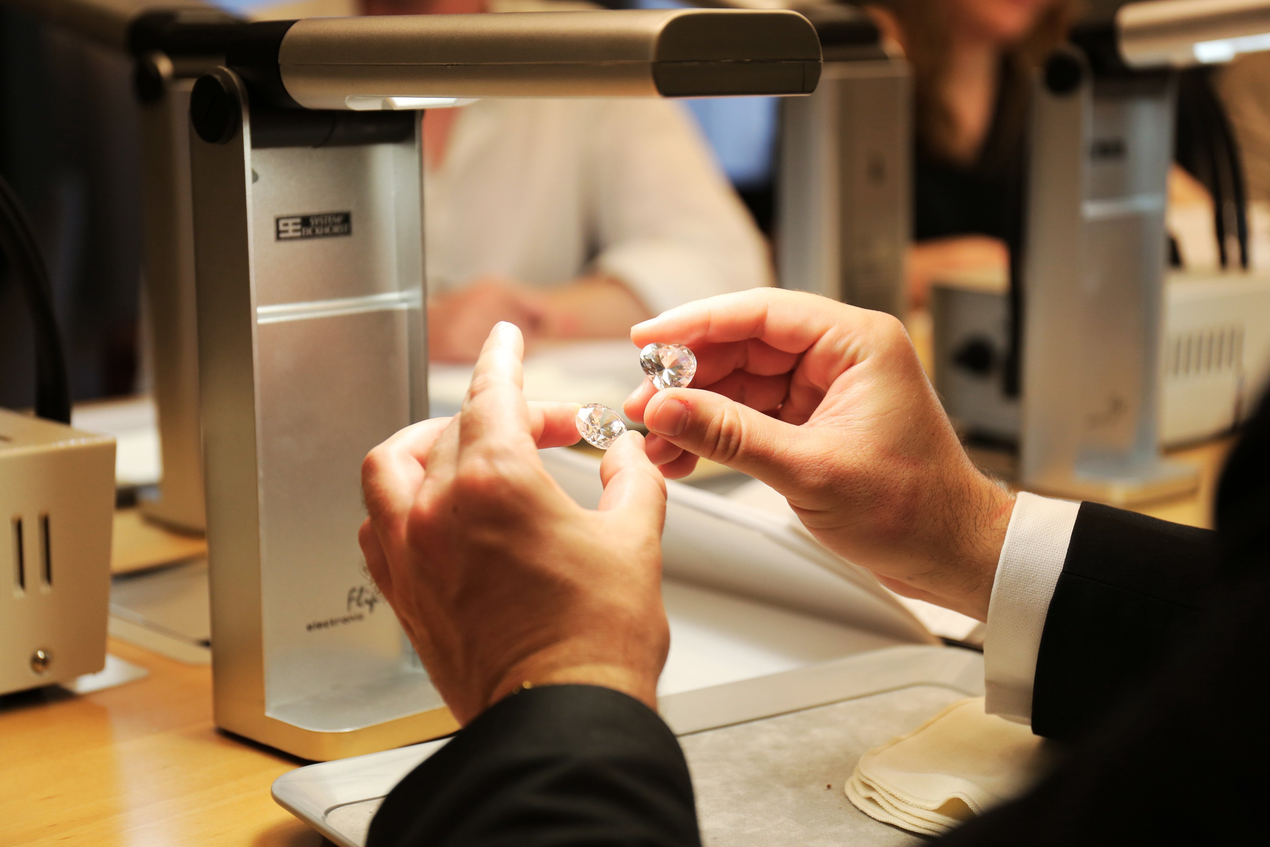 L’ÉCOLE Asia Pacific’s Discover the Diamond: Art and Science programme examines the many facets of diamonds. Photo: Handout