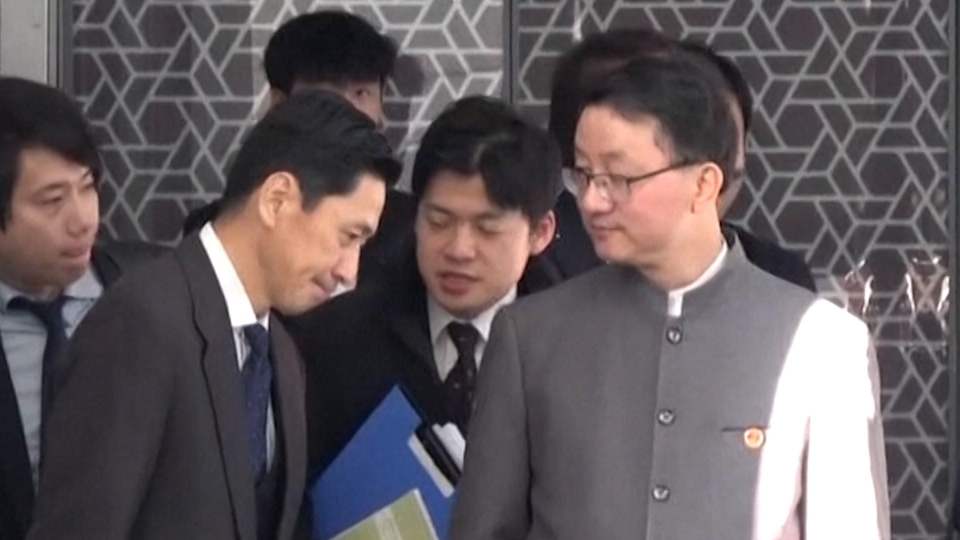 In the video, it appears Kanai is slightly bowing