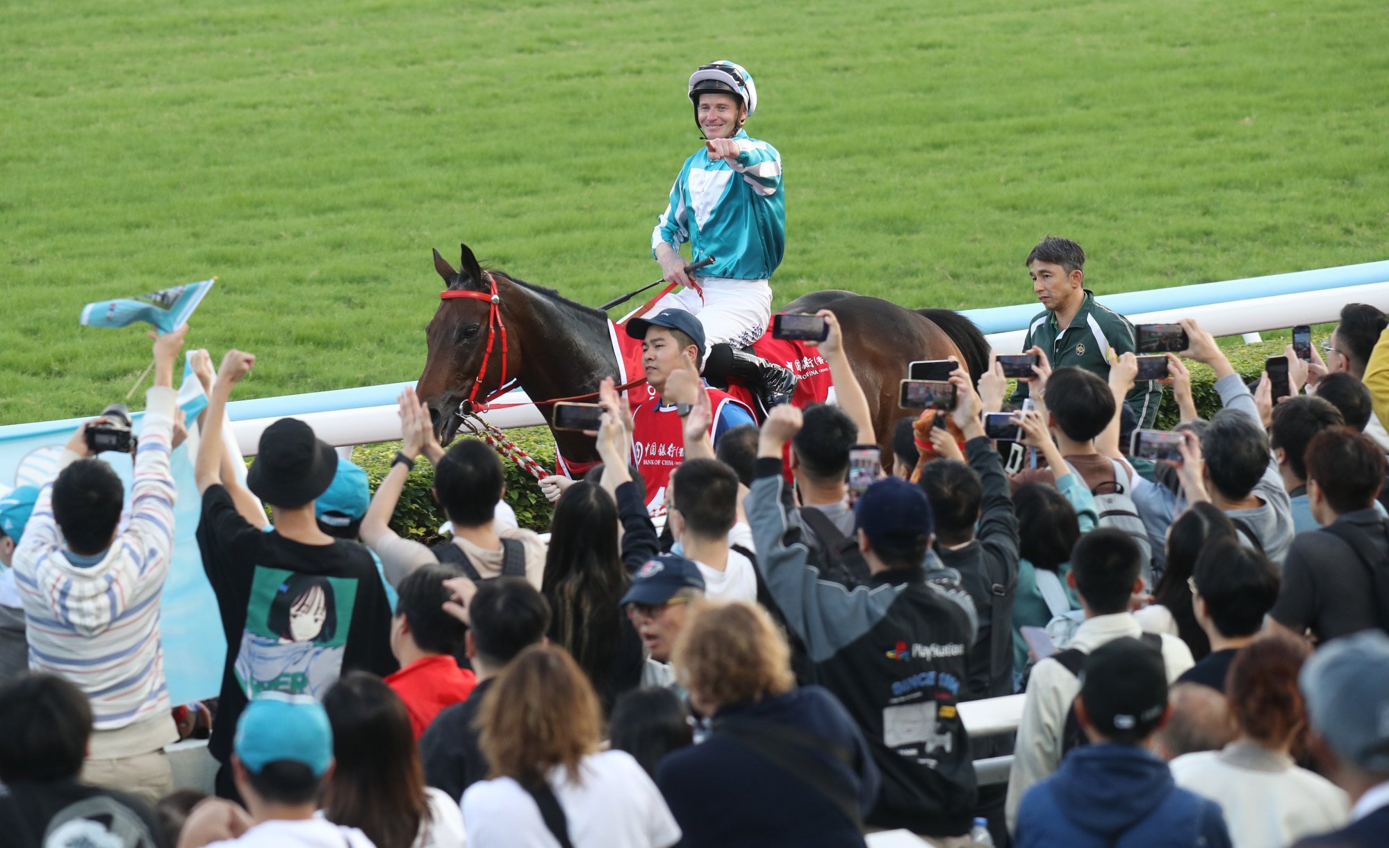 James McDonald takes the acclaim of the crowd on Romantic Warrior.