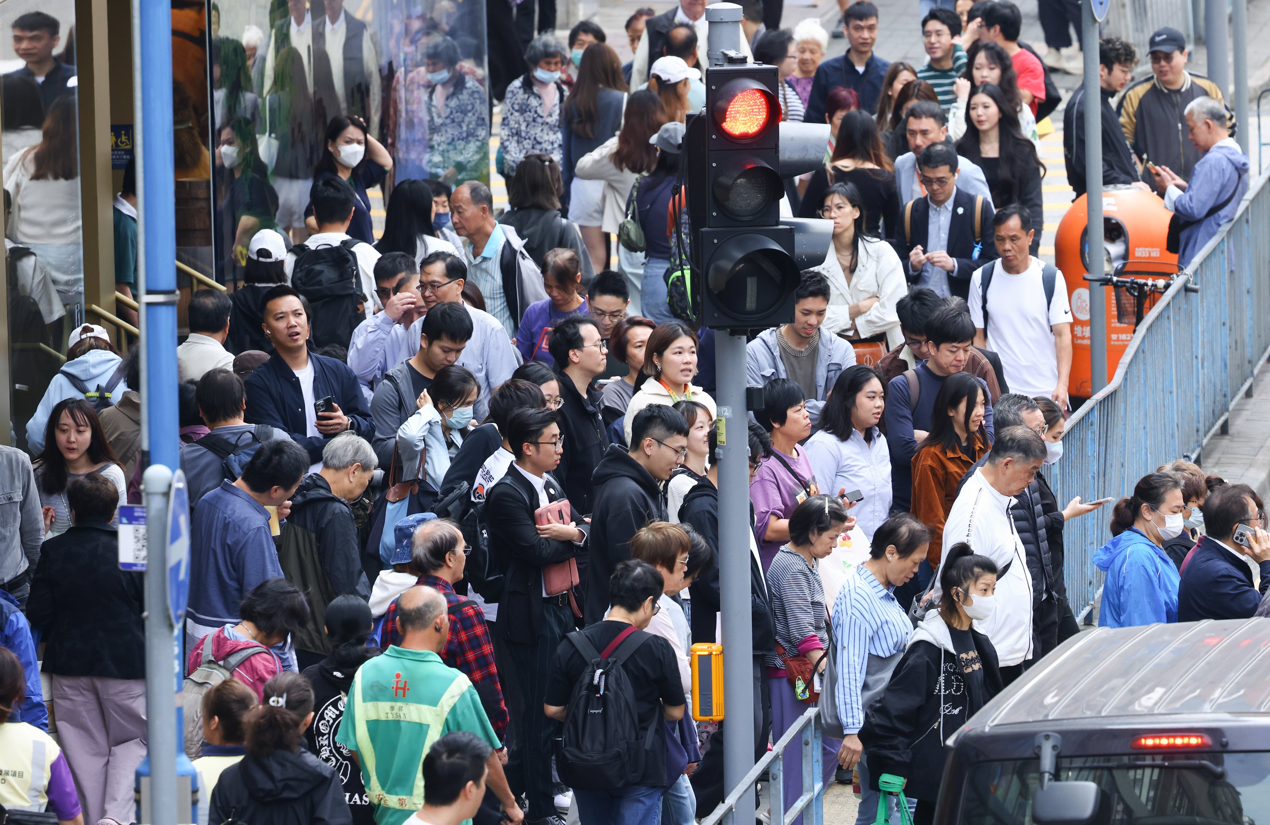 scmp.com - Enoch Yiu - Hongkongers happy with their weight, stressed about finances and jobs: Cigna