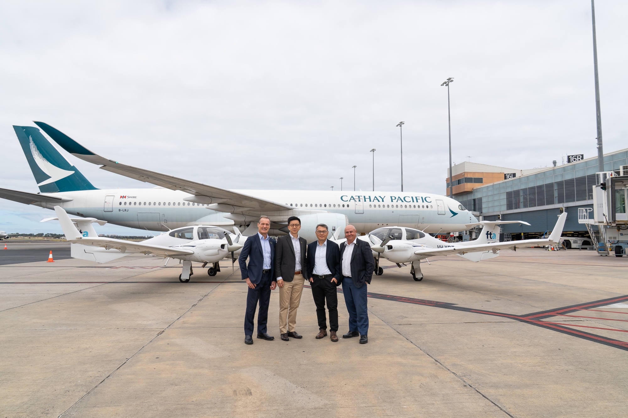 (From left) Cathay flight operations director Captain Chris Kempis, Cathay Group CEO Ronald Lam, Director General of Civil Aviation Captain Victor Liu and Flight Training Adelaide CEO Johan Pienaar. Photo: Handout