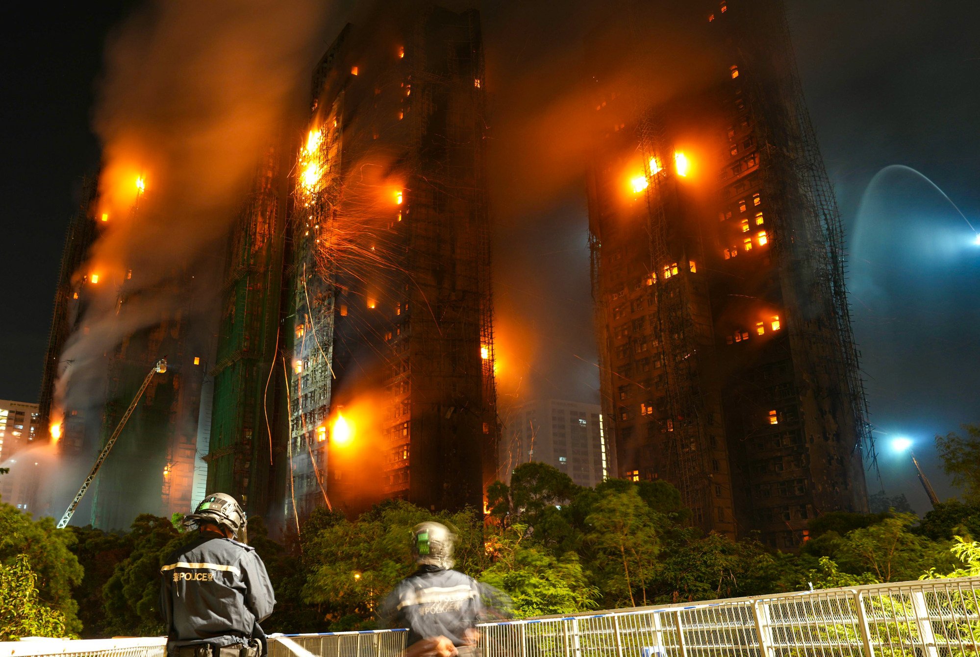 Ferocious blaze in Hong Kong leaves at least 44 dead, 279 missing – as it  happened | South China Morning Post