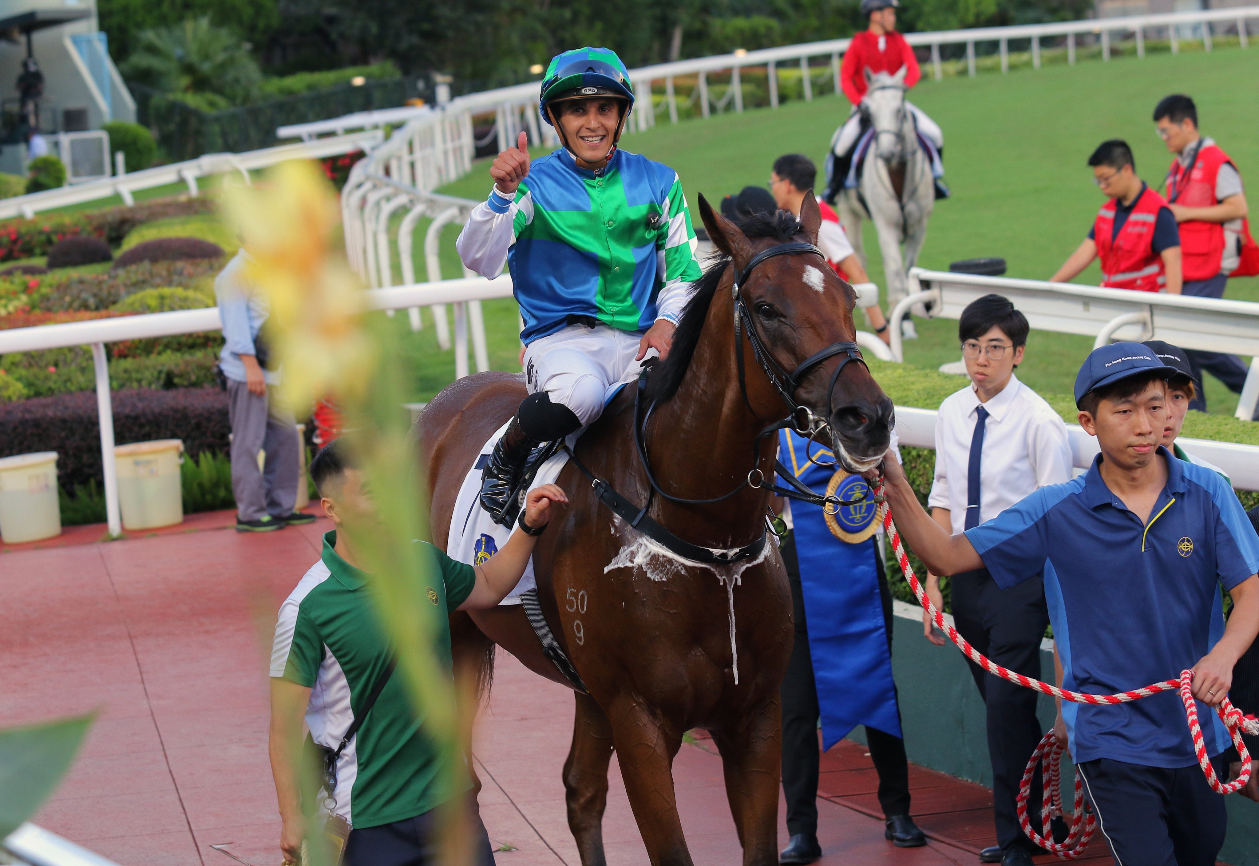 Keagan de Melo returns to the winners’ enclosure aboard Copartner Prance last term. Photos: Kenneth Chan