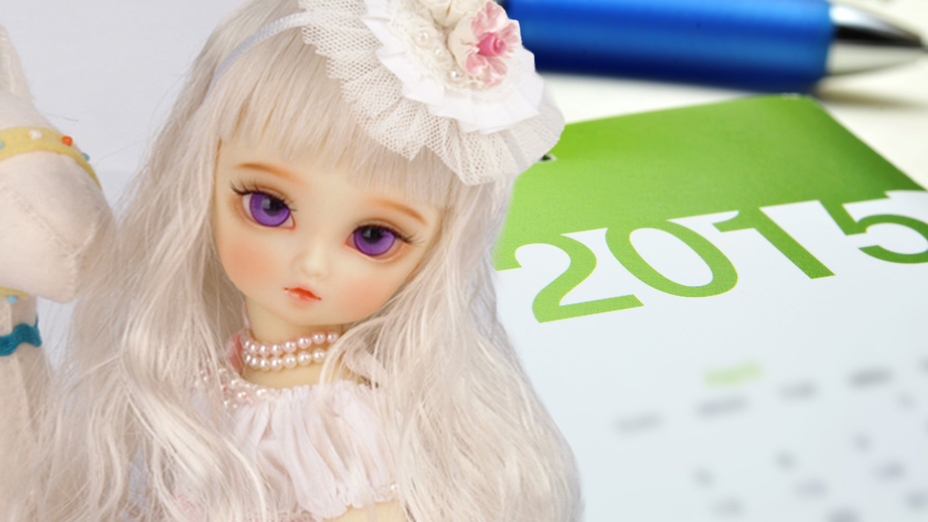 A Chinese woman received a pair of handmade doll’s eyes she forgot ordering a decade ago, sparking an online debate. Photo: SCMP composite/Shutterstock/dollflower.com