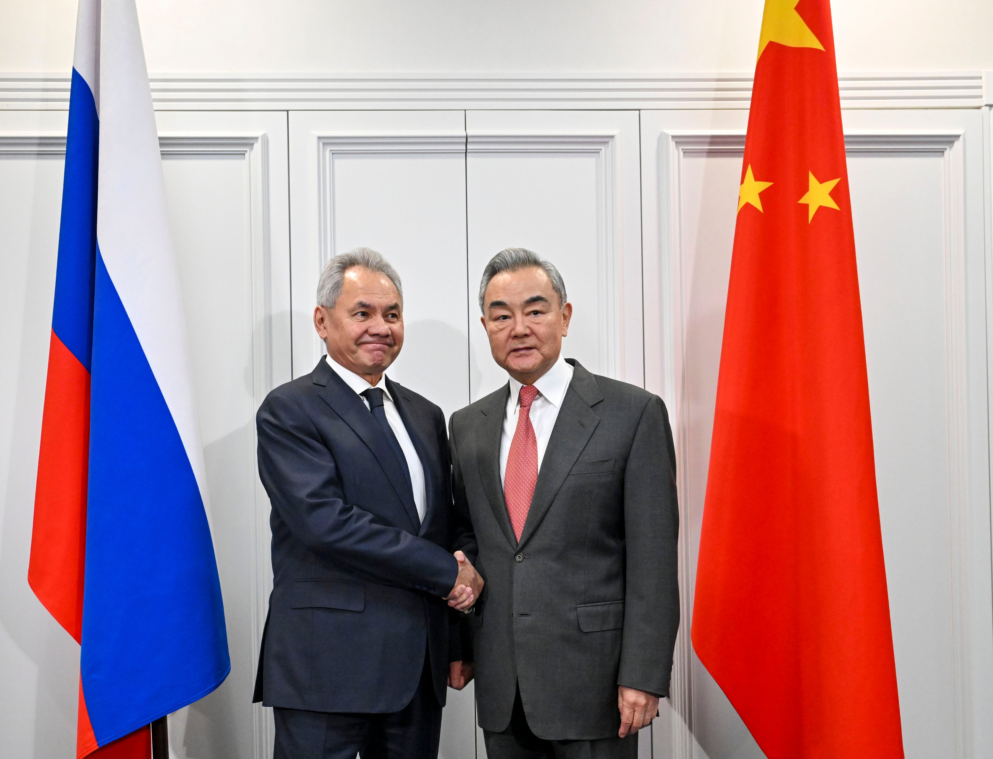 Chinese Foreign Minister Wang Yi and Sergei Shoigu, secretary of the Security Council of the Russian Federation, meet for the latest bilateral strategic security consultation, in Moscow on December 2. Photo: Xinhua