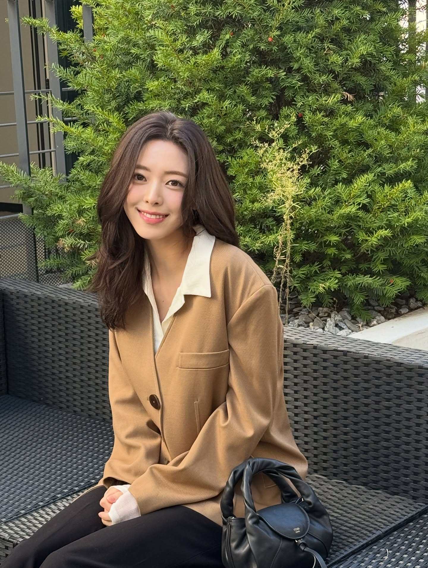 Yuna of the K-pop girl group Itzy is set to star in the upcoming K-drama series My Favorite Employee. Photo: Instagram/igotyuandme
