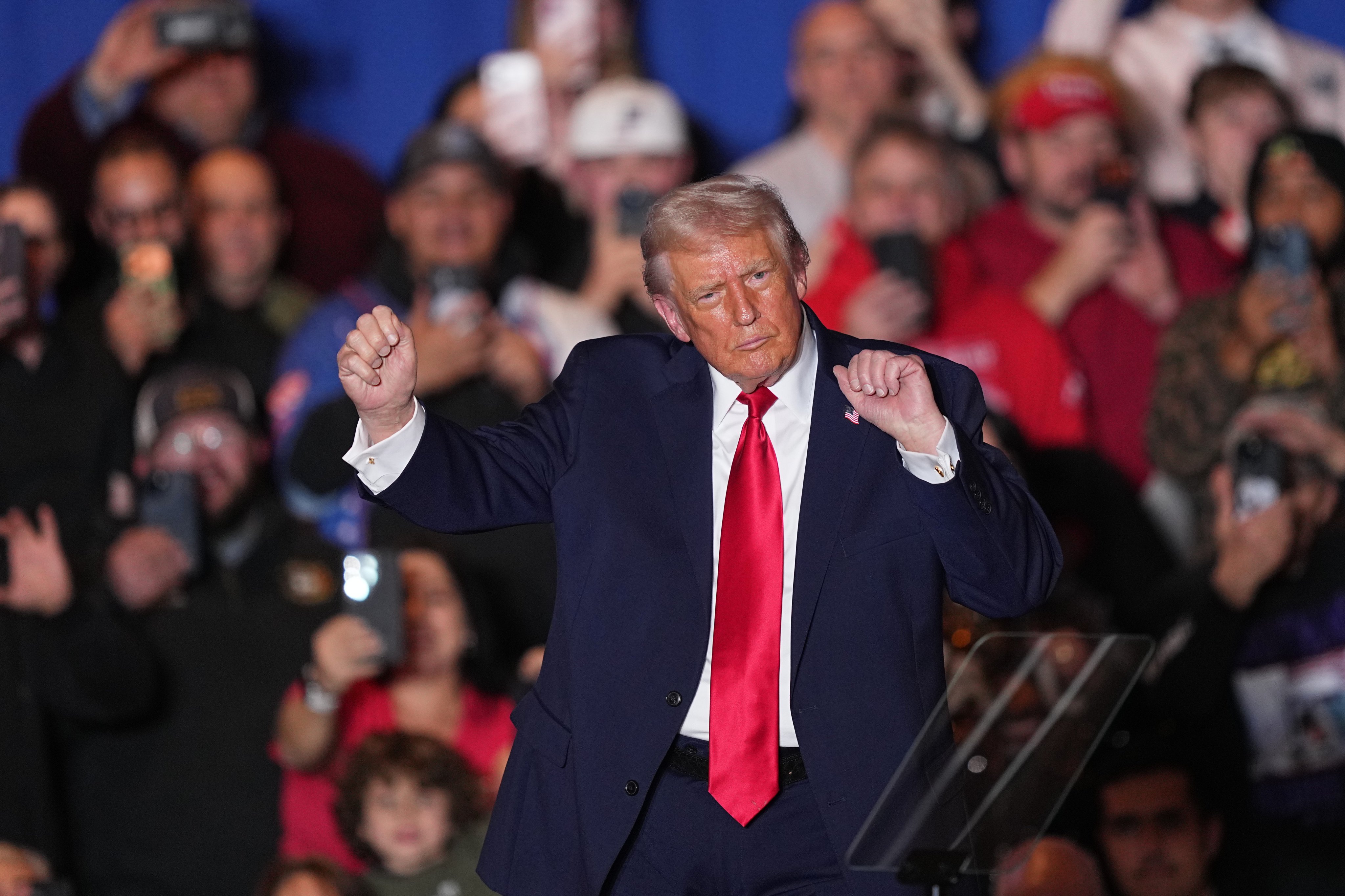 US President Donald Trump dances after speaking at a rally in Mount Pocono, Pennsylvania. Photo: AP