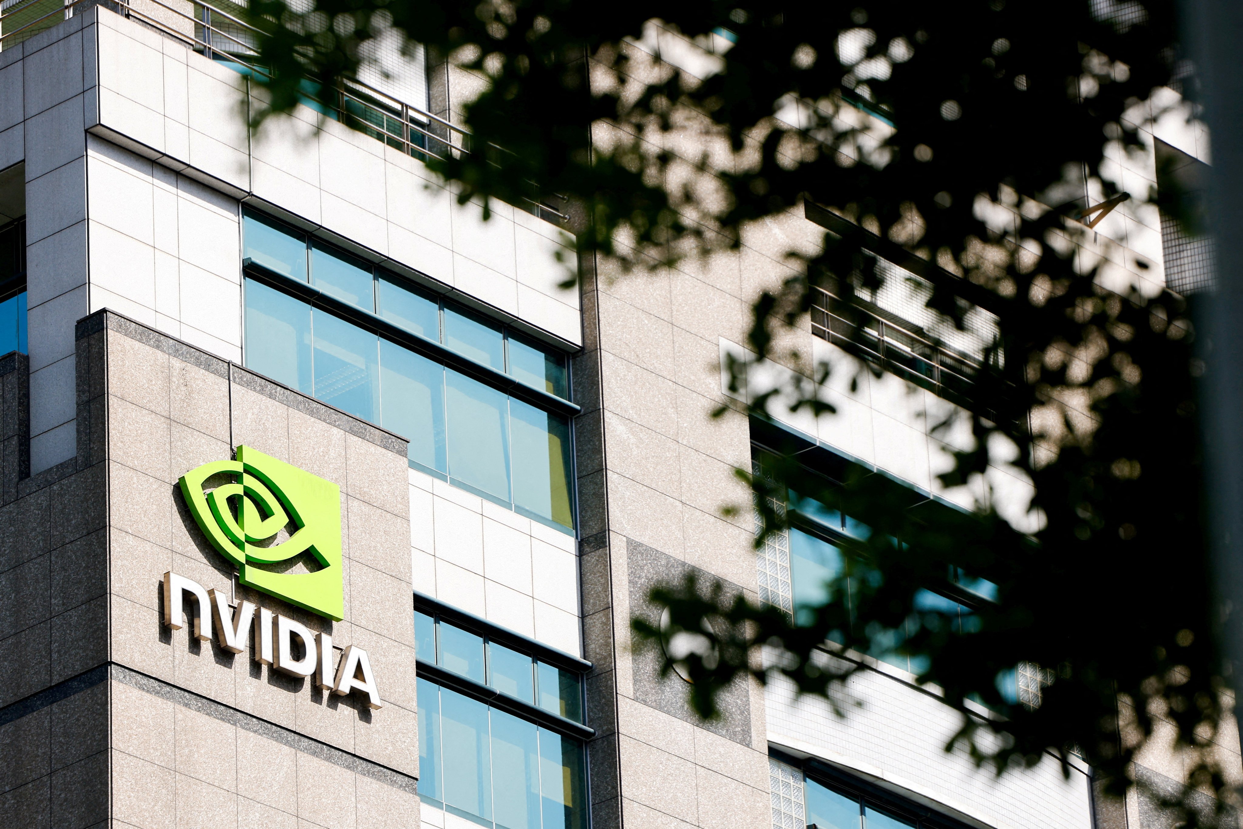 The Nvidia logo is displayed on a building in Taipei, Taiwan April 16, 2025. Photo: Reuters