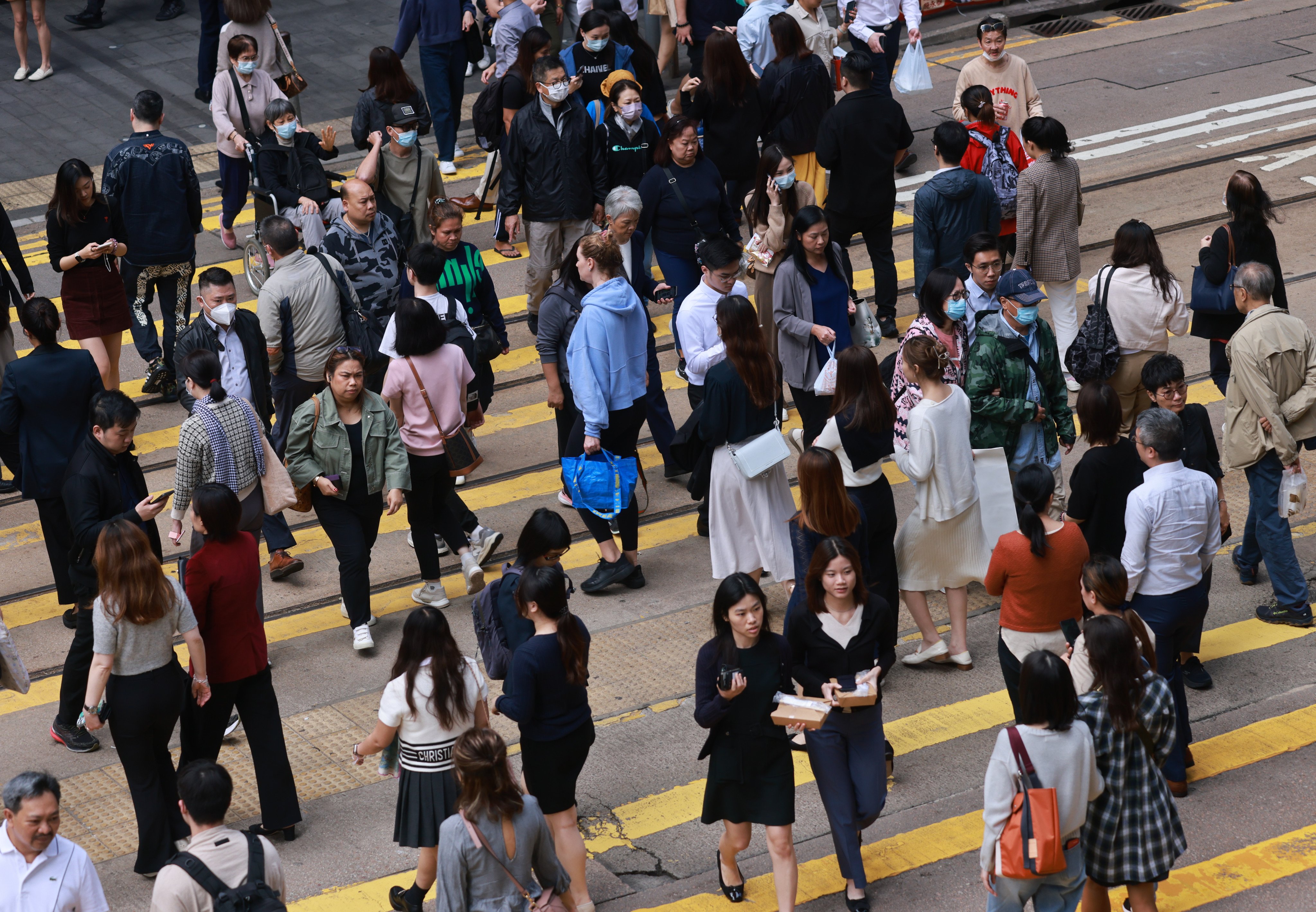 scmp.com - Themis Qi - Market volatility, family feuds fuel Hong Kong's wealth transfer anxiety