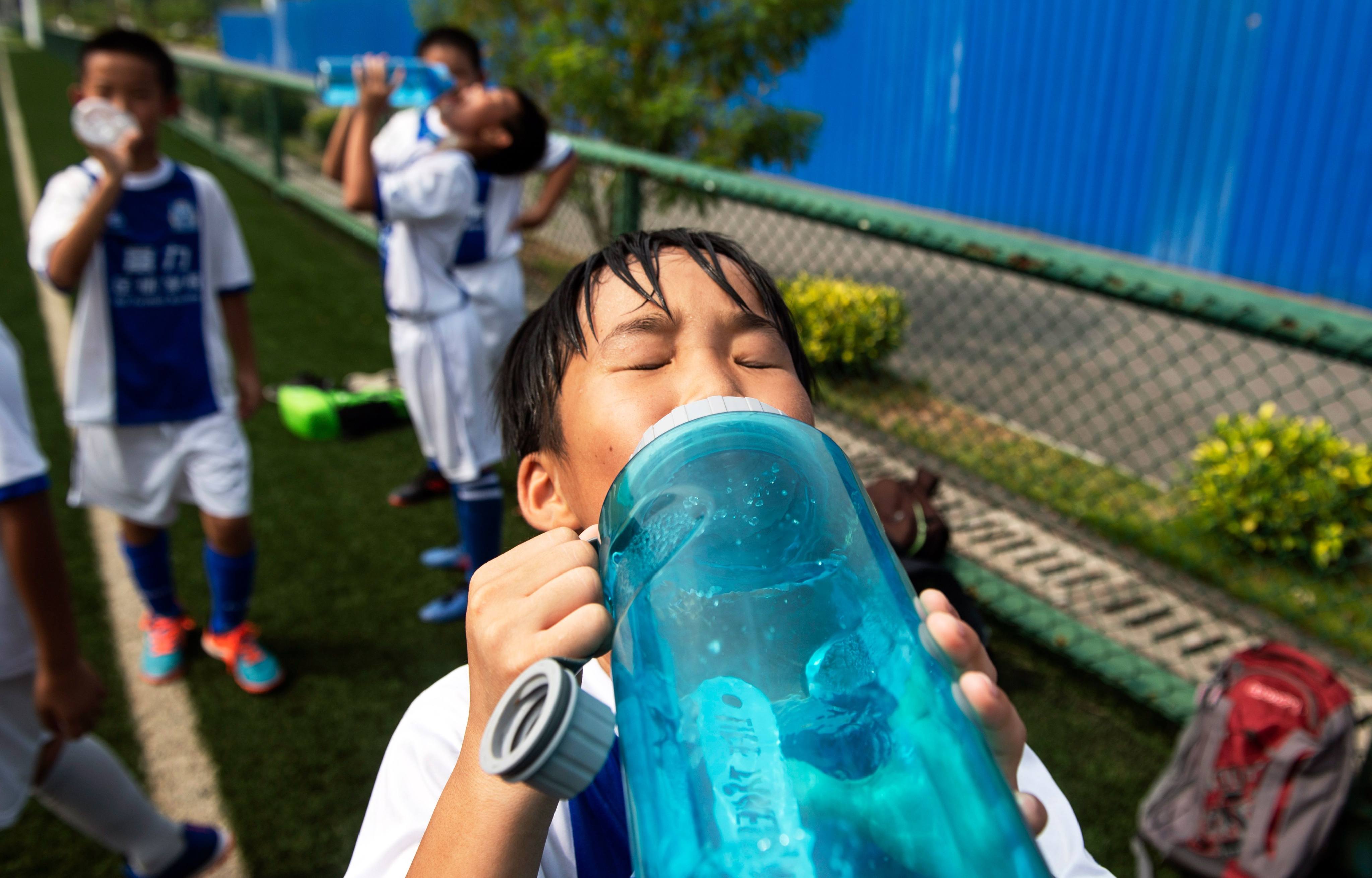 China has figured out a way to produce fresh water from seawater for just two yuan (US$0.28) per cubic metre. Photo: AFP