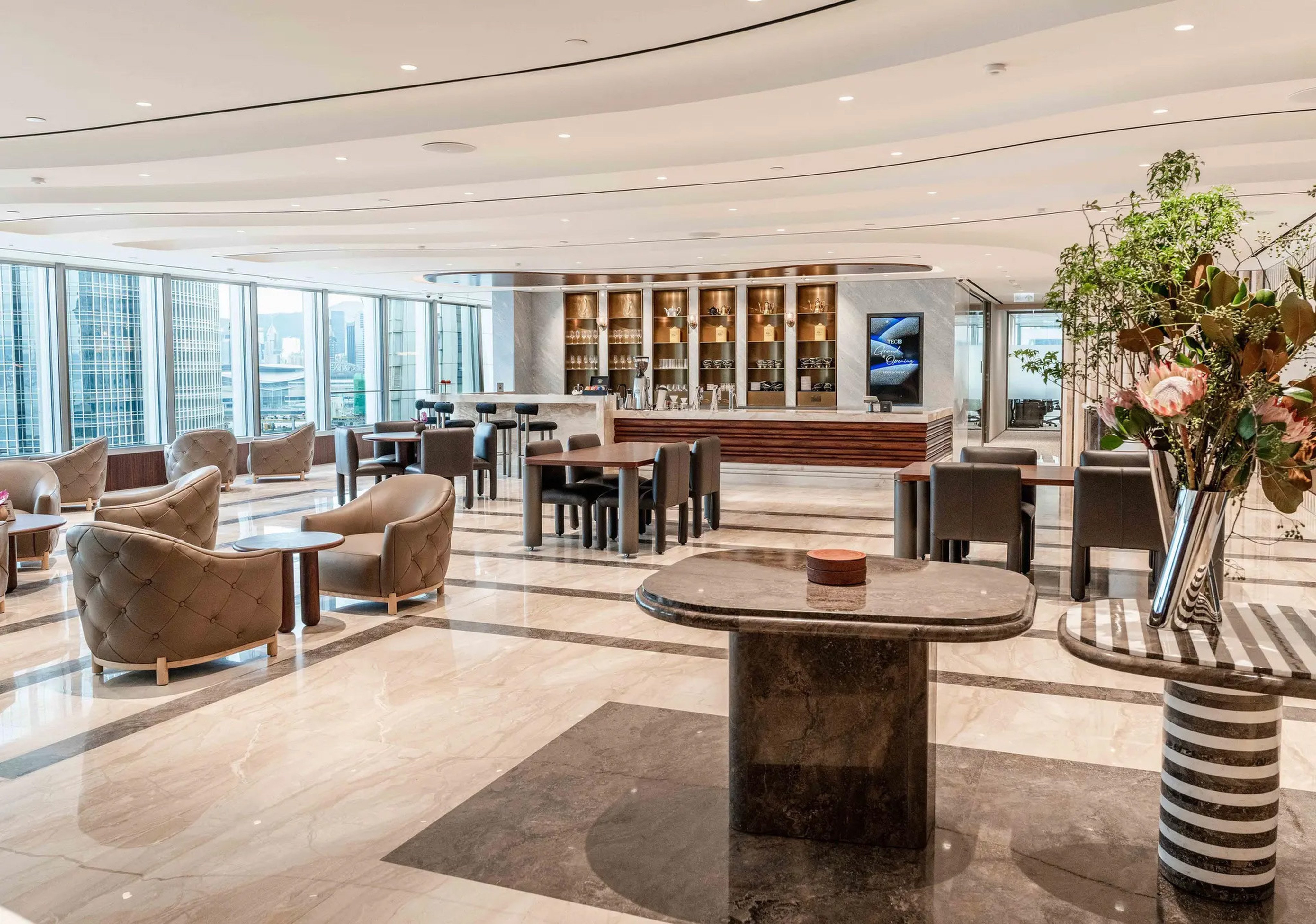 Flexible workspaces at One IFC Hong Kong. Photo: Handout