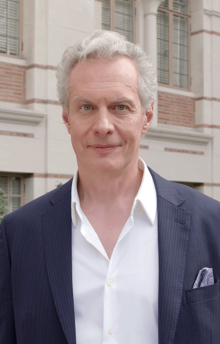 Valery Fokin has been awarded the Vyzov Prize for his discovery of a “molecular snap” reaction that has become a widely used tool across scientific disciplines and has enabled the creation of DNA imaging technologies, diagnostic methods and clinical drugs. Photo: Vyzov Foundation