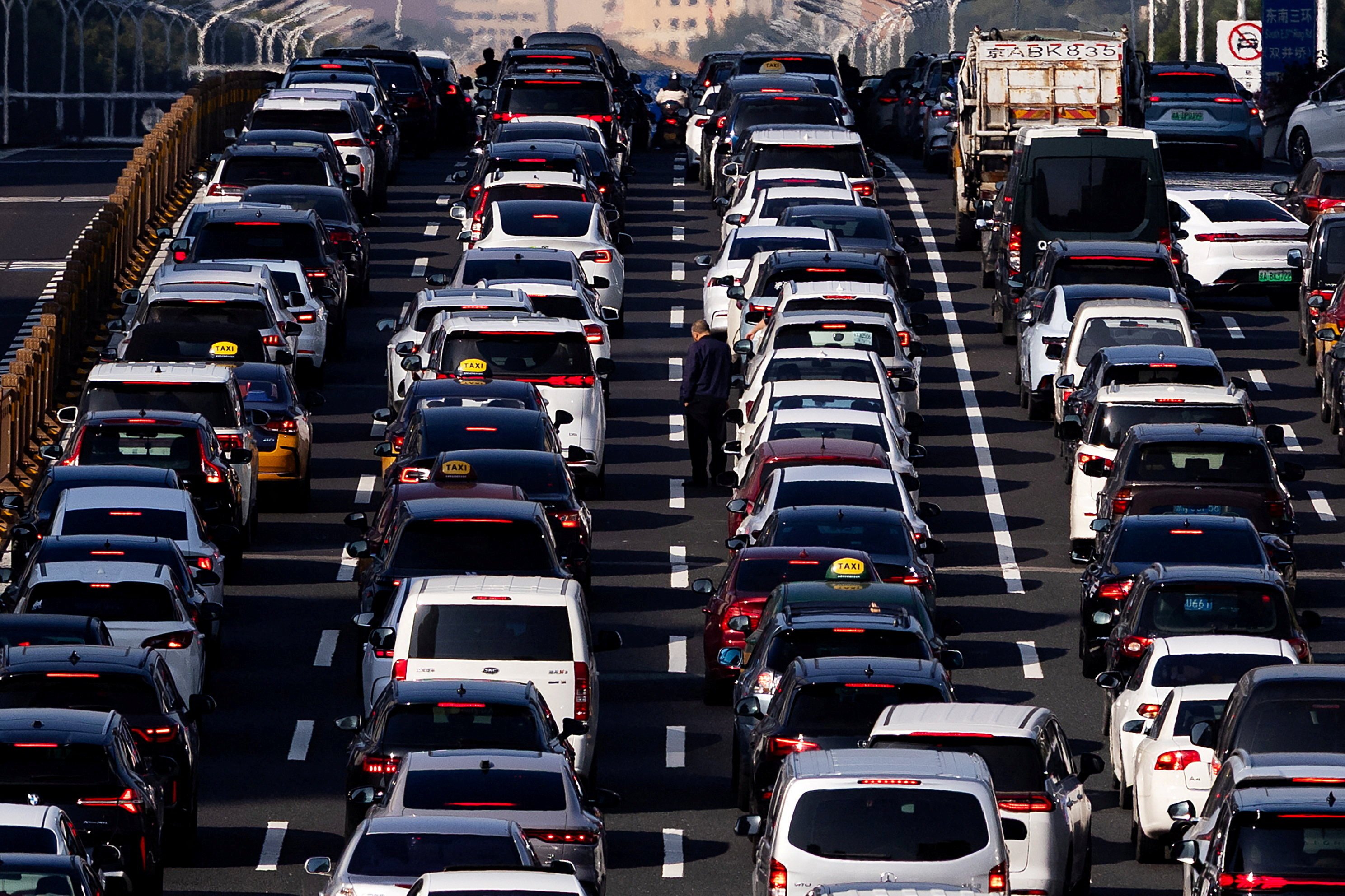 scmp.com - Daniel Ren - China's approval for L3 self-driving cars to stimulate slowing mainland market