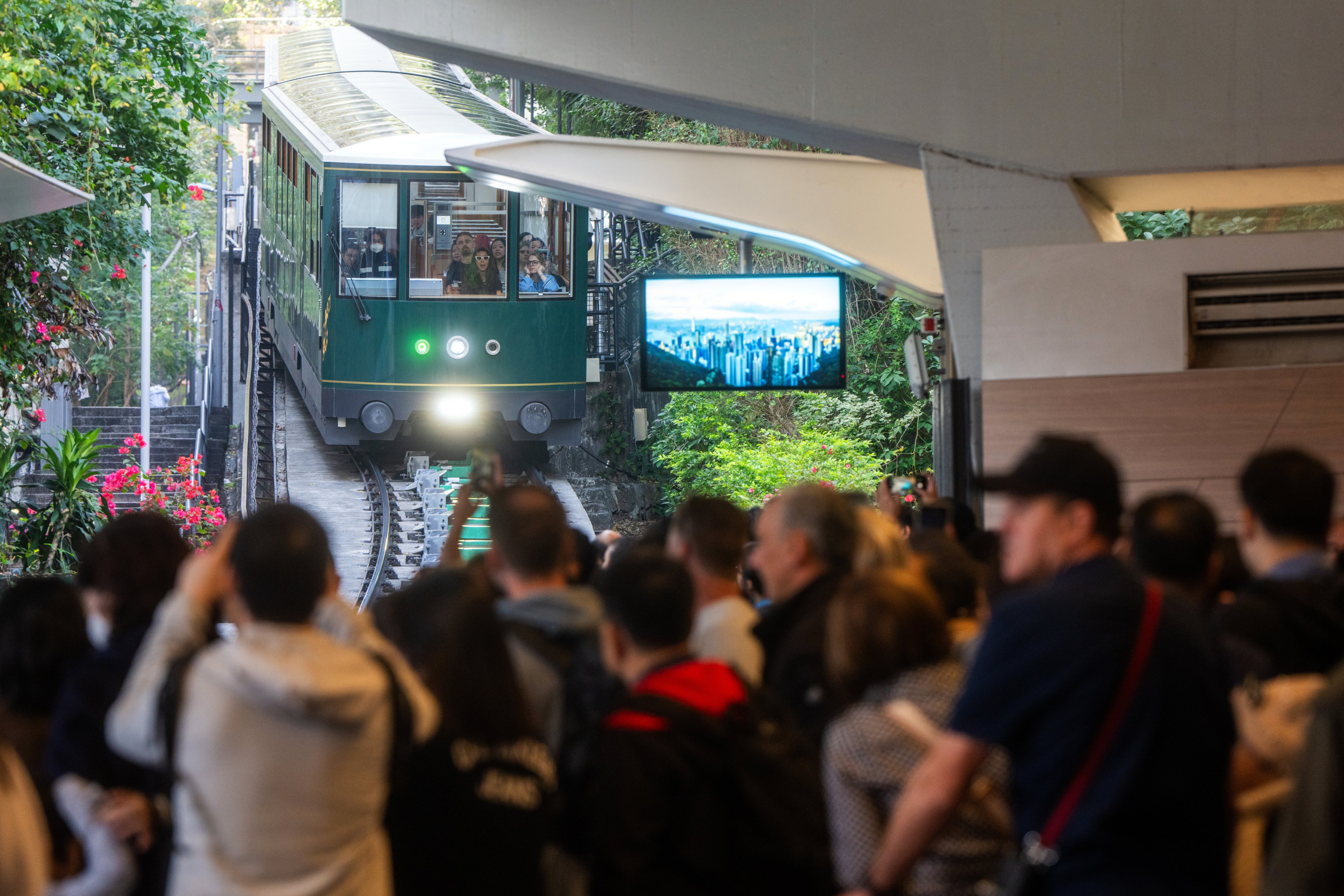 The Peak Tram is a popular tourist attraction. Photo: Sam Tsang