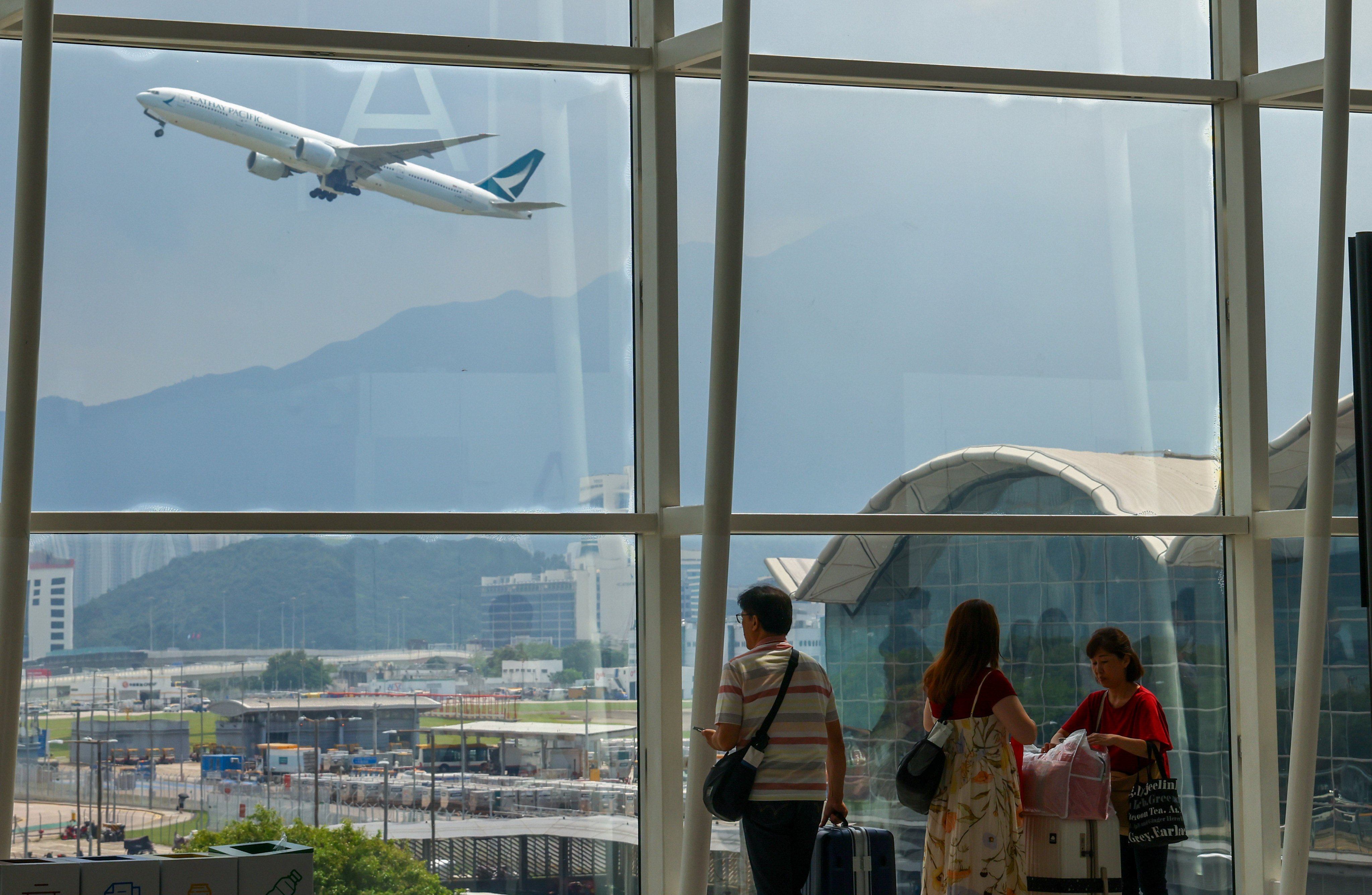 Around 1,500 outbound tours are expected to depart the city this Christmas. Photo: Dickson Lee