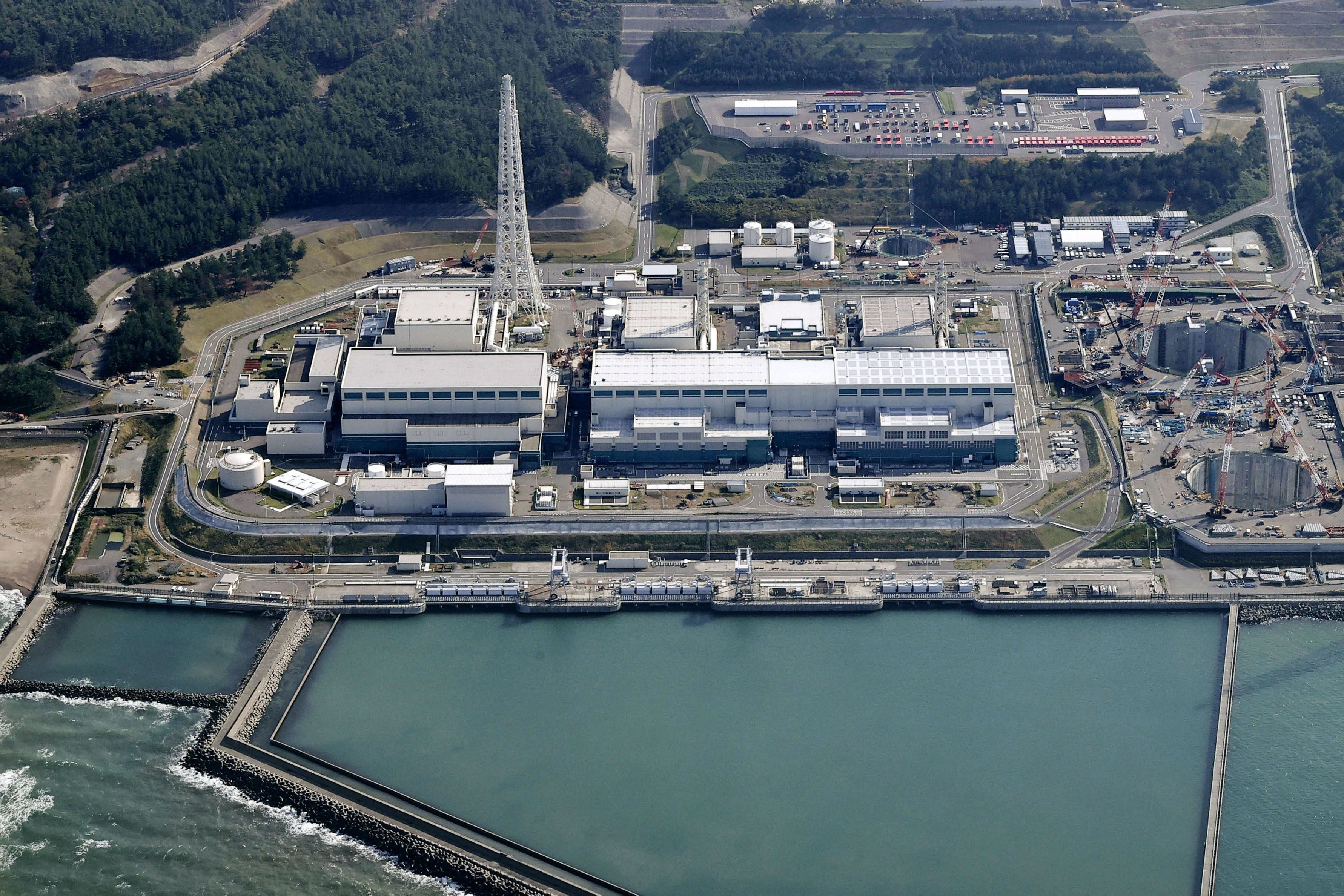 The Nos 5, 6 and 7 reactors at the Kashiwazaki-Kariwa nuclear complex operated by Tepco. 
Photo: Kyodo