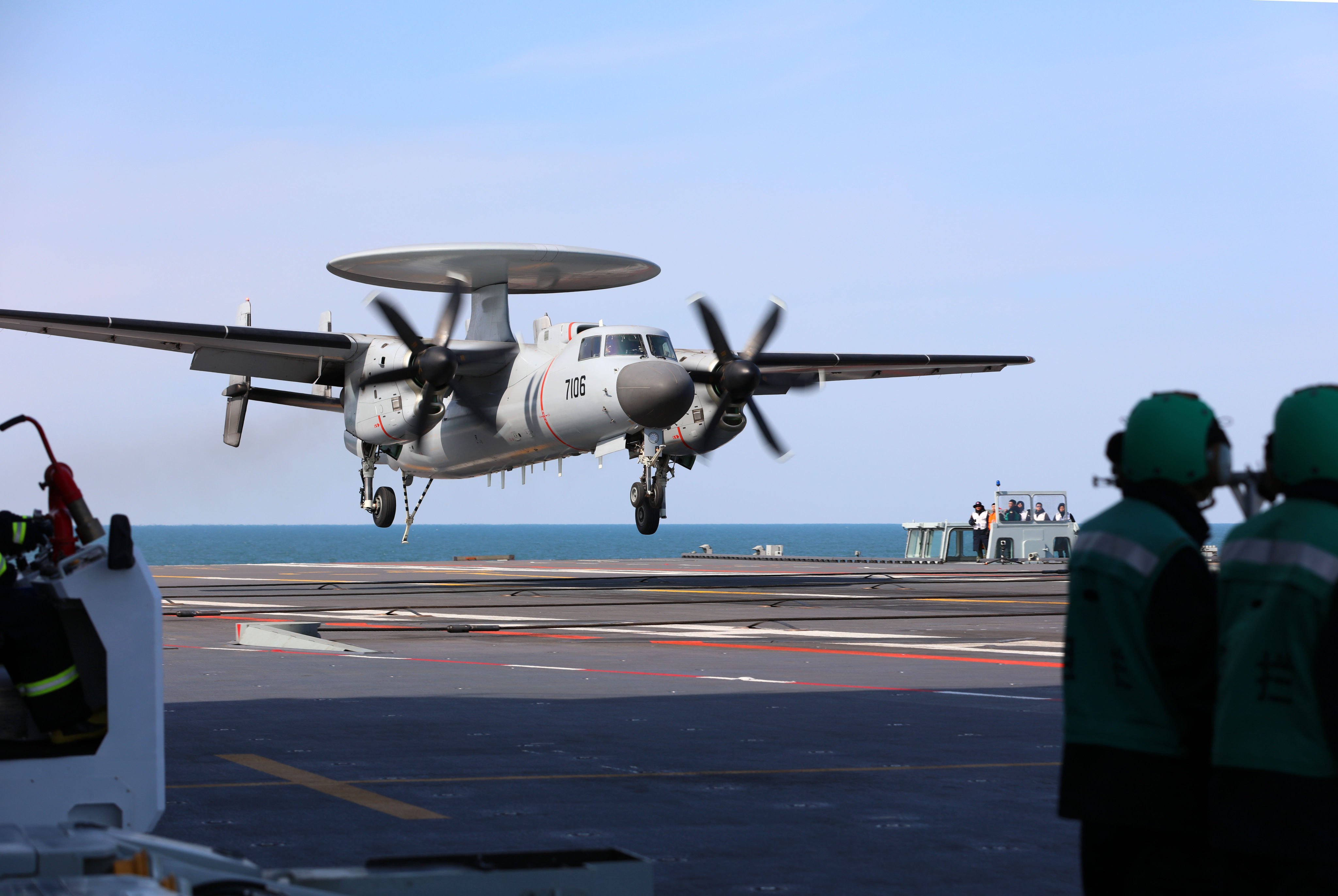 A KJ-600 airborne early warning and control aircraft makes an arrested landing on China’s catapult-equipped aircraft carrier Fujian. Photo: Xinhua
