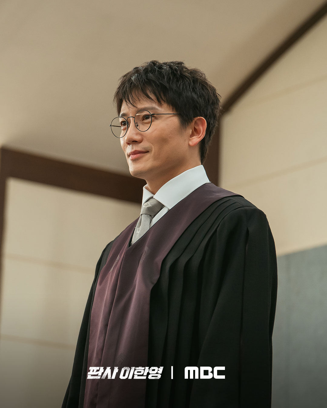 Ji Sung as corrupt judge Lee Han-young in a still from The Judge Returns, a new Korean drama on HBO Max.