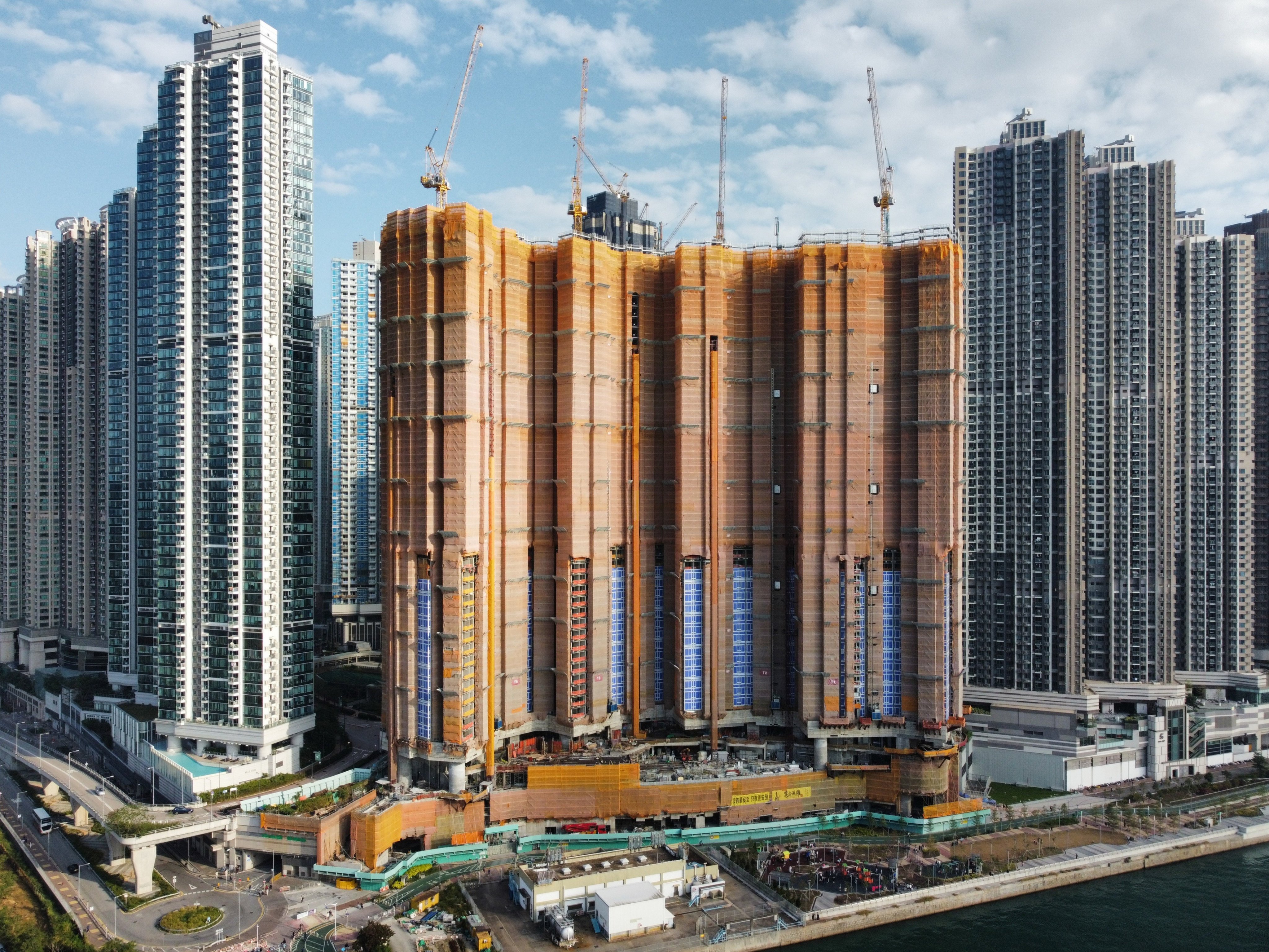 Kerry Properties plans to launch more than 3,300 flats this year, including those at Lohas Park phase 13 in Tseung Kwan O. Photo: Handout