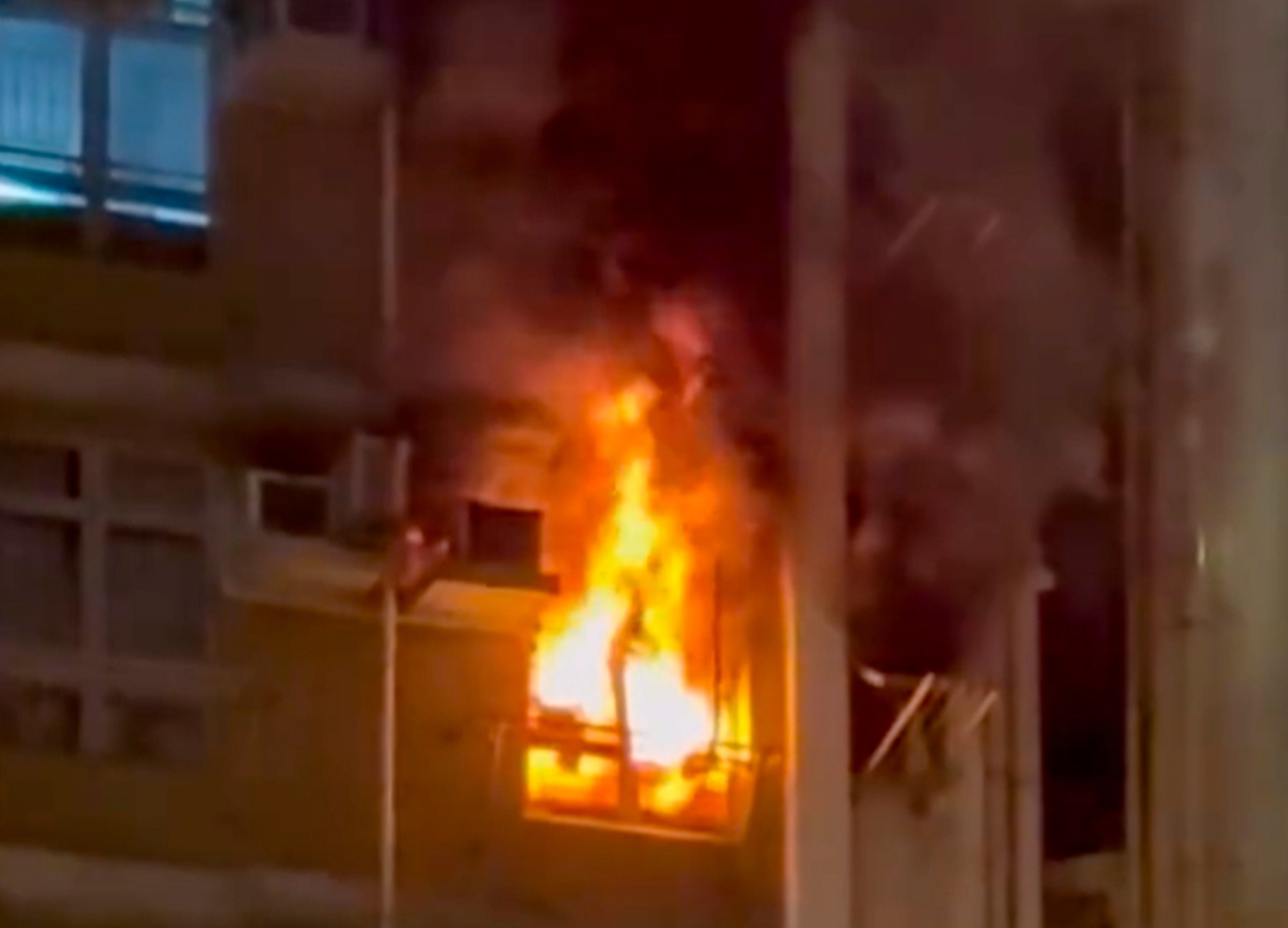 The fire broke out at Lam Wai House of Lam Tin Estate. Photo: Handout