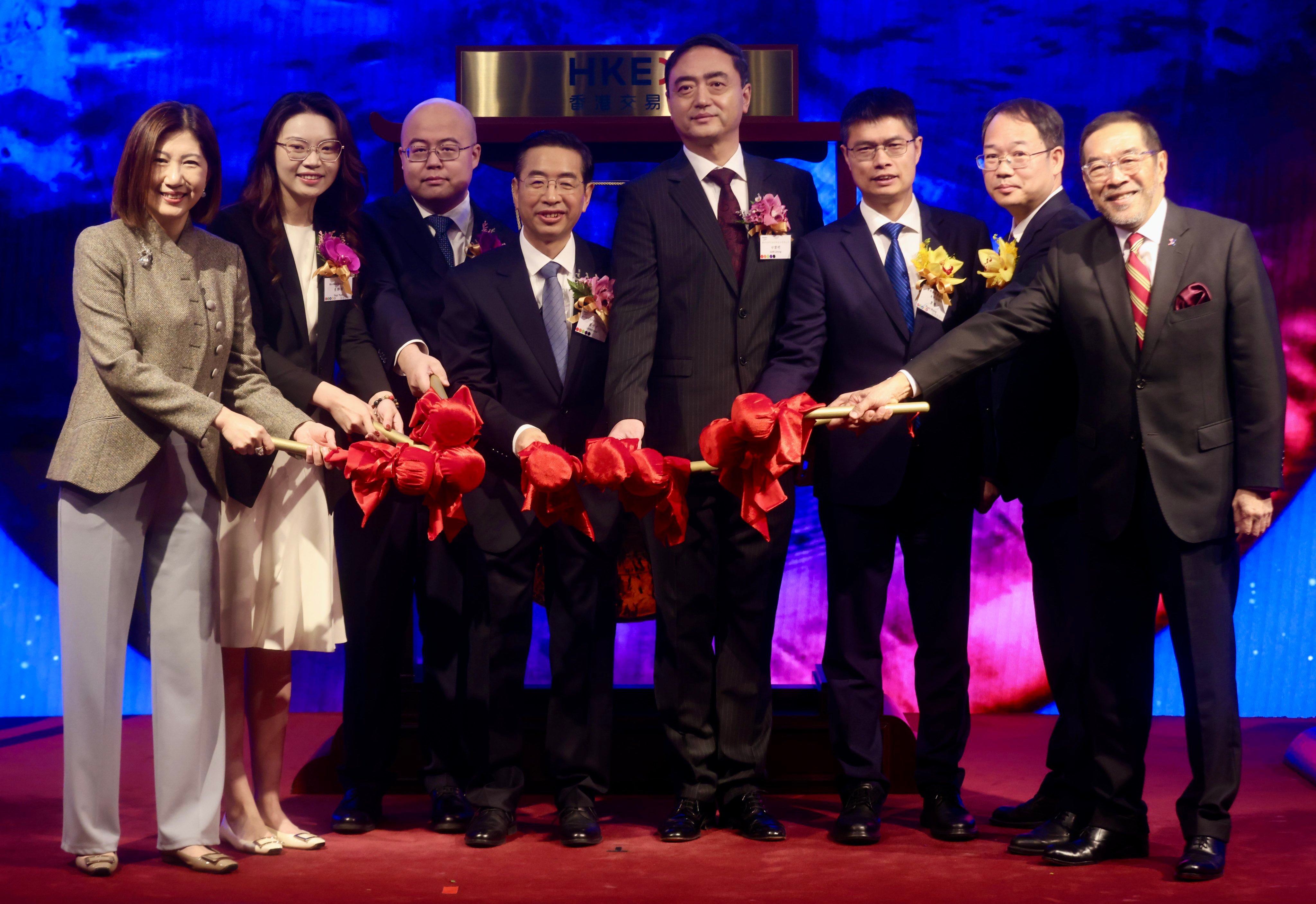 Executives of MiniMax Group, Suzhou Ribo Life Science, Yunnan Jinxun Resources and HKEX at the IPO listing ceremony on Friday. Photo: Jonathan Wong