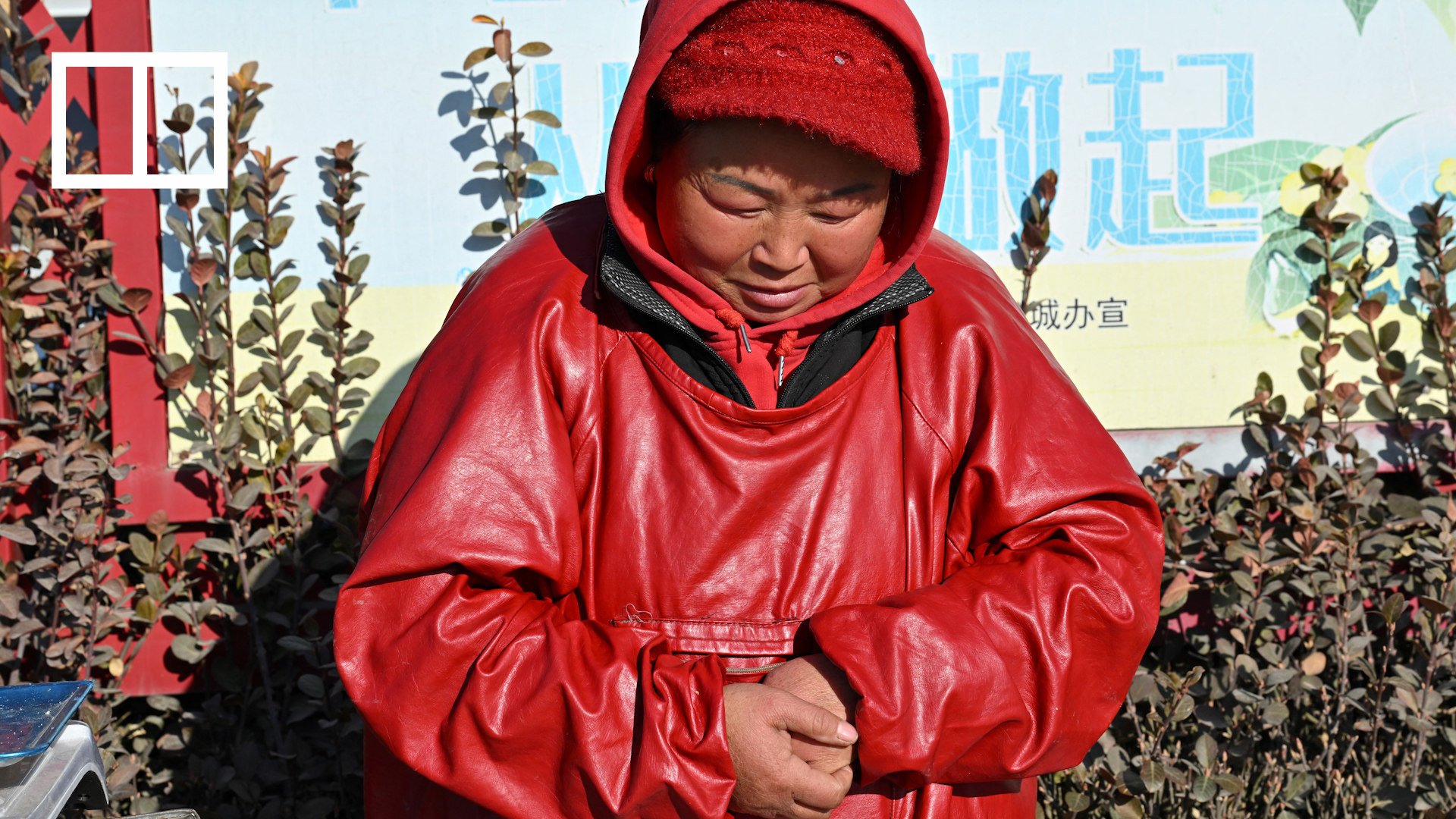 Villages in northern China struggle to stay warm