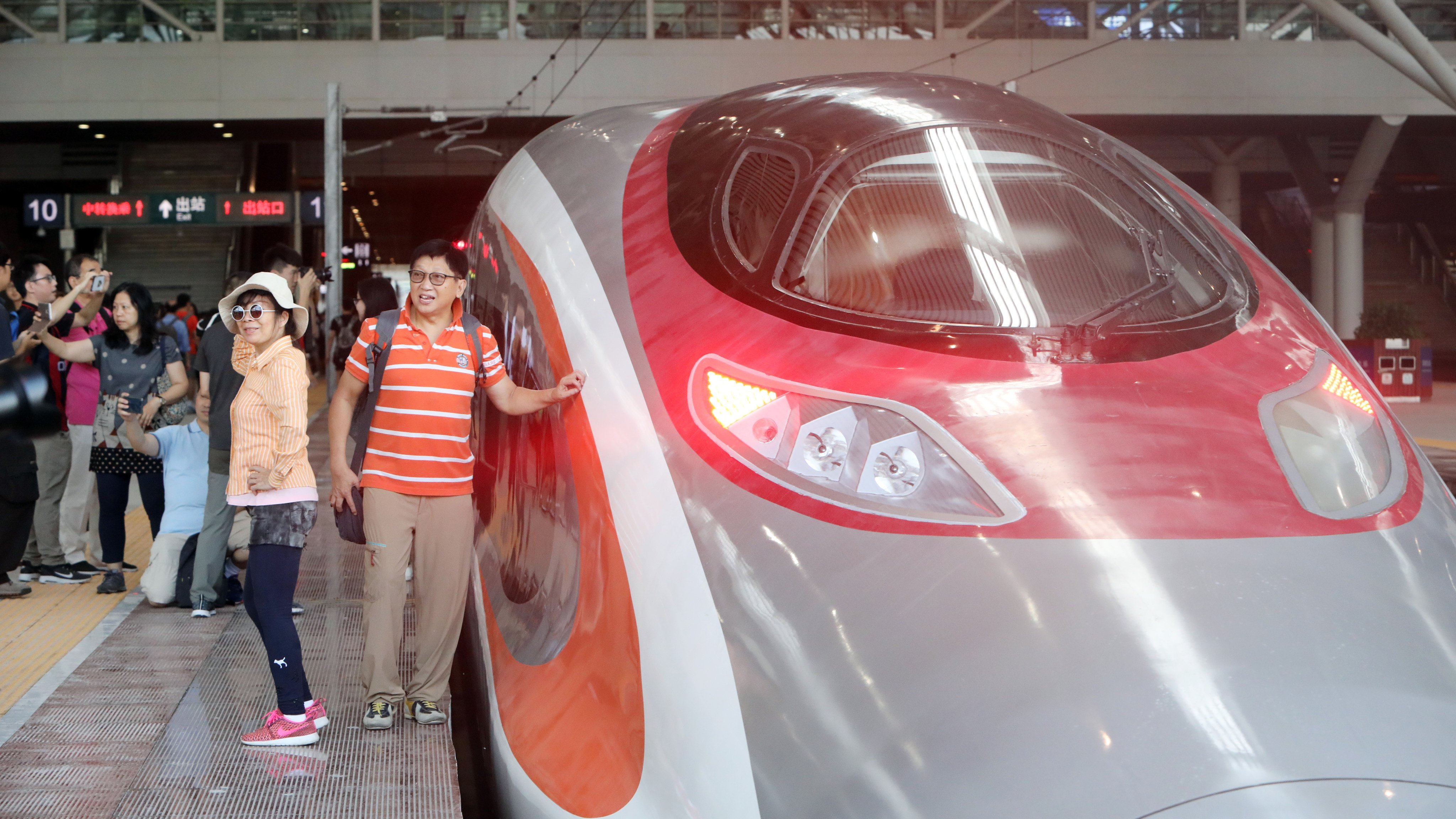 Sixteen new destinations will be added to Hong Kong’s high-speed rail network, with ticket sales opening on Monday and train services starting on January 26. Dickson Lee