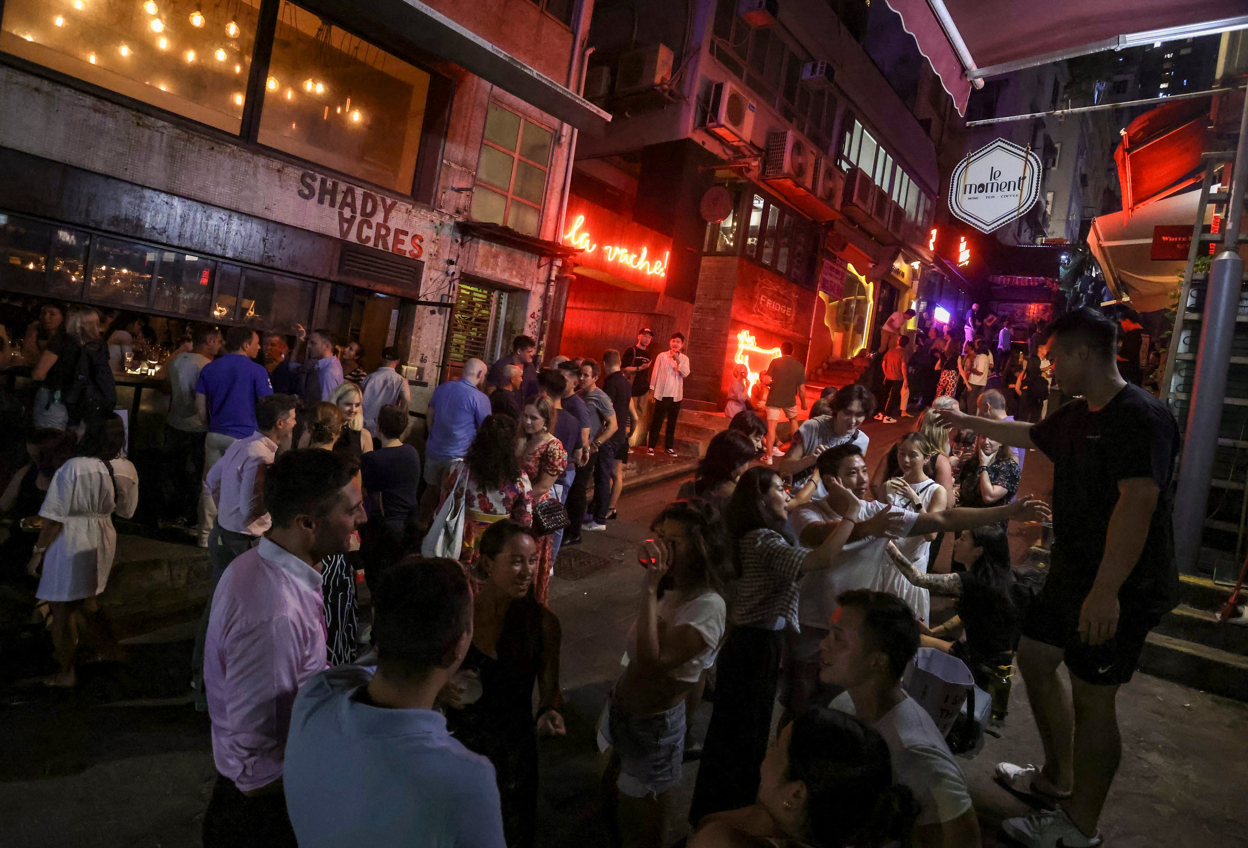 How are Hong Kong’s bars adapting to changing trends in drinking and socialising in 2026? Photo: Jonathan Wong