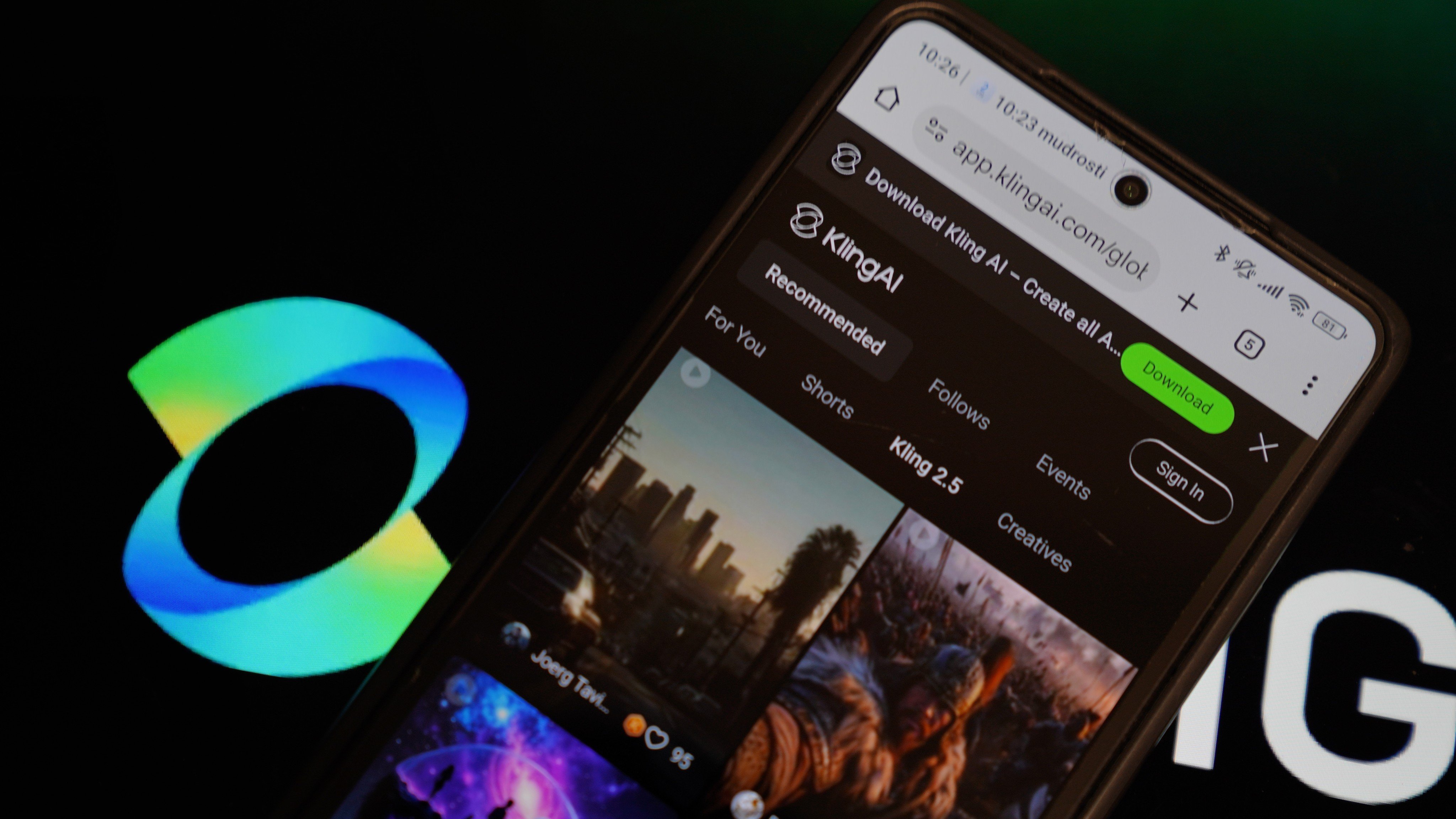 Kling AI adoption has expanded amid the growing  use worldwide of artificial intelligence video tools. Photo: Shutterstock