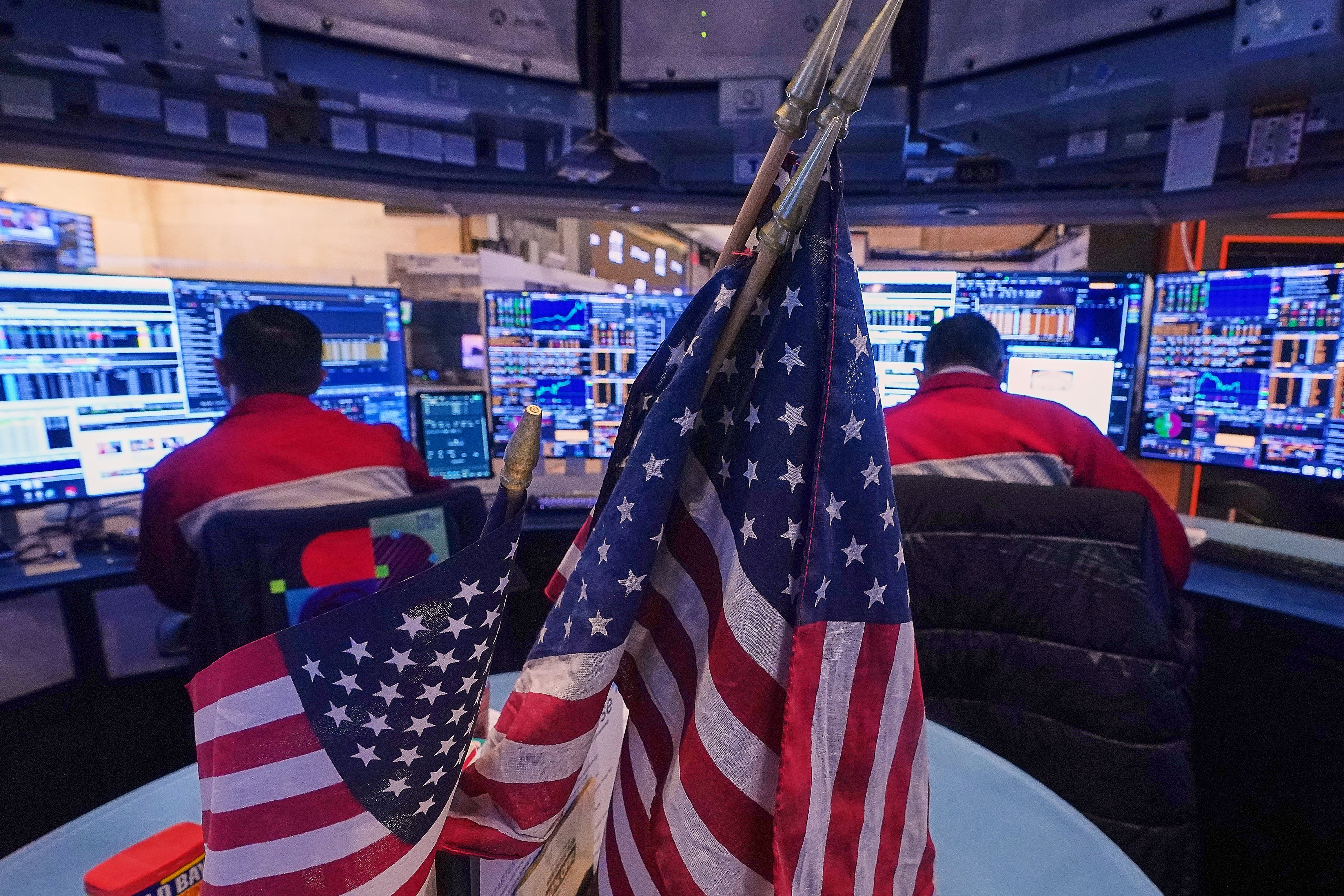 Traders work on the floor of the New York Stock Exchange on January 12, 2026. Photo: AP Photo