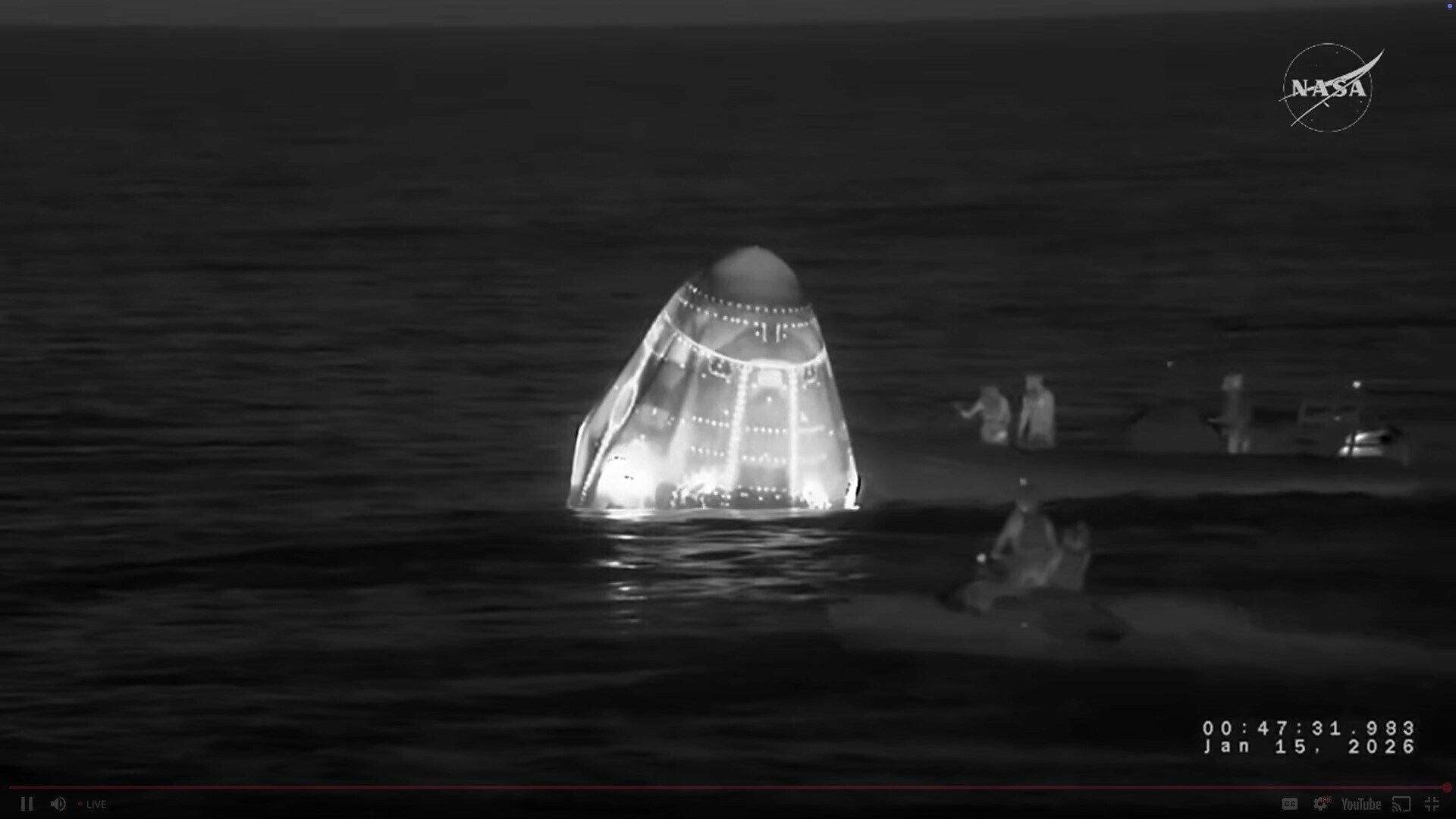 In this  screengrab, recovery vessels approach the SpaceX Crew-11 capsule to evacuate a crew member after a pre-dawn splashdown near San Diego on Thursday. Photo: Nasa/AP