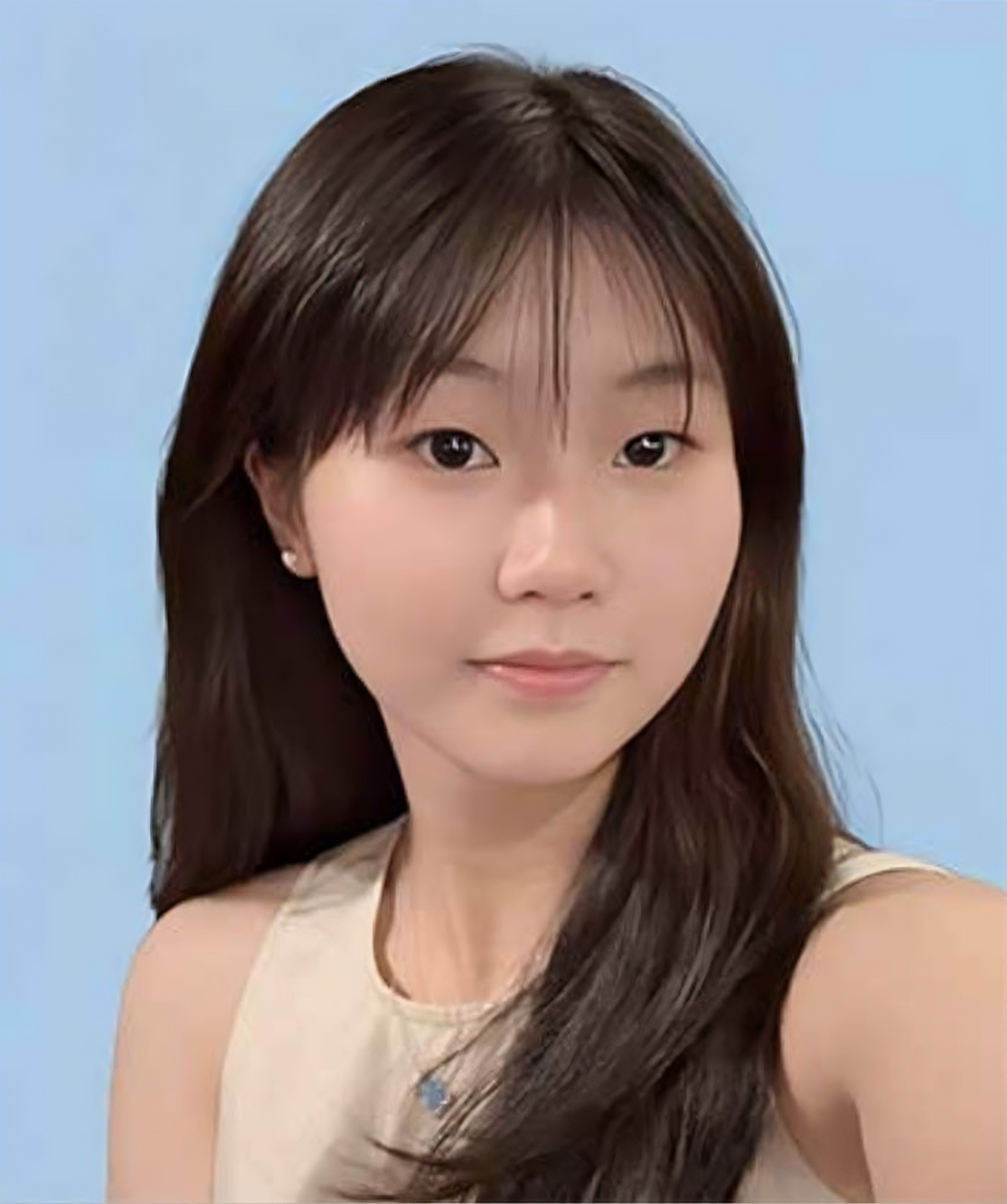 Yap Shing Xiuen, 16, was found dead in a school toilet in Malaysia on October 14, stabbed more than 200 times from her neck to thigh, according to her mother. Photo: Facebook